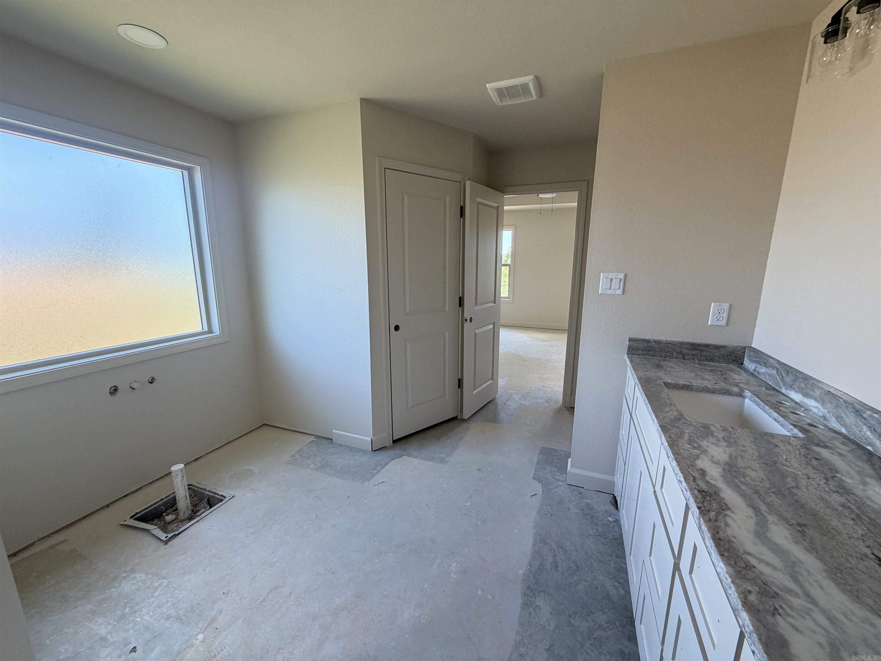 1088 Duke Drive Property Photo 7
