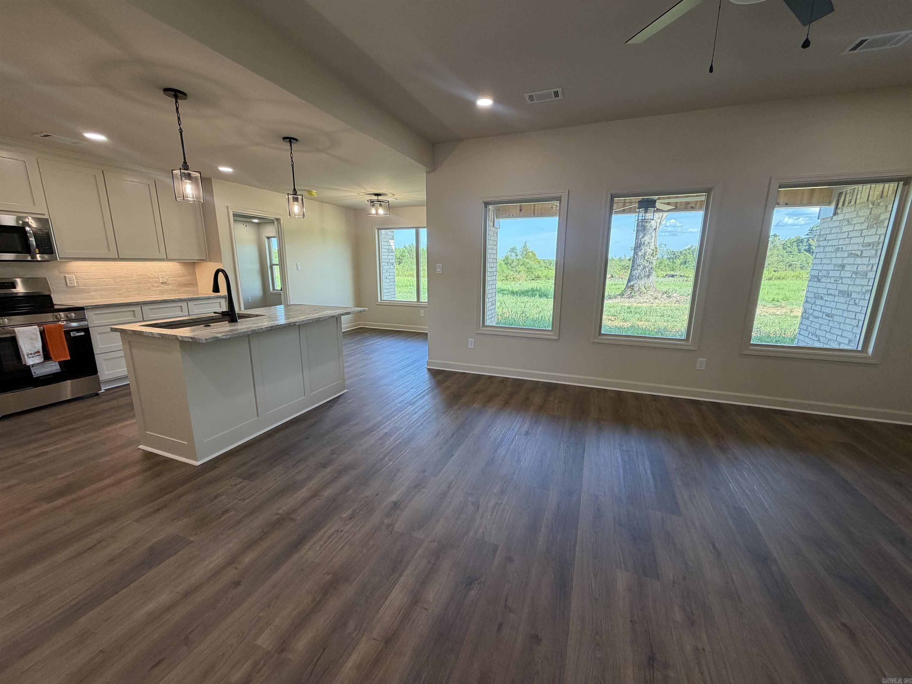 1088 Duke Drive Property Photo 8
