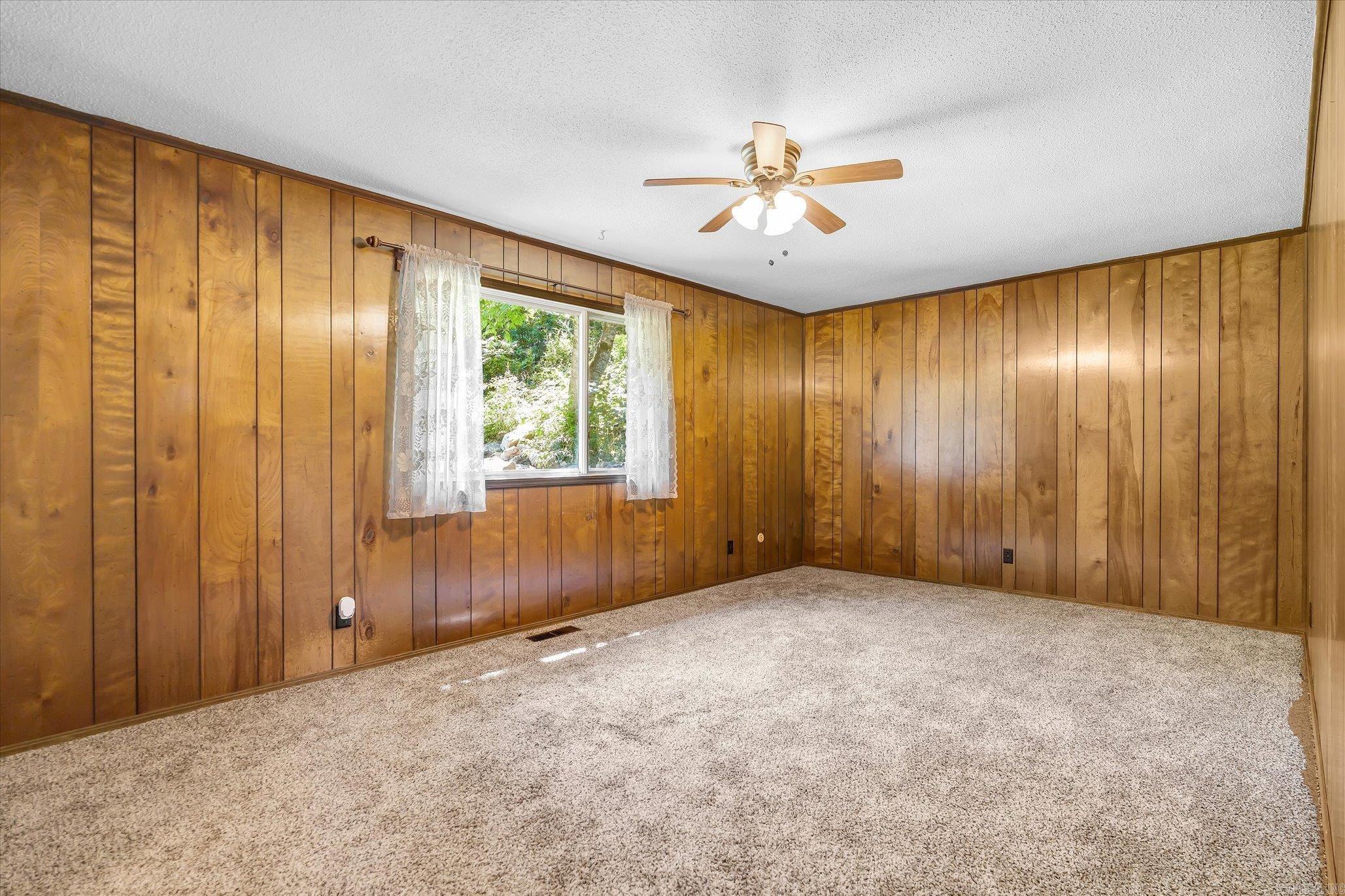 442 Riverview Trail Property Photo 9