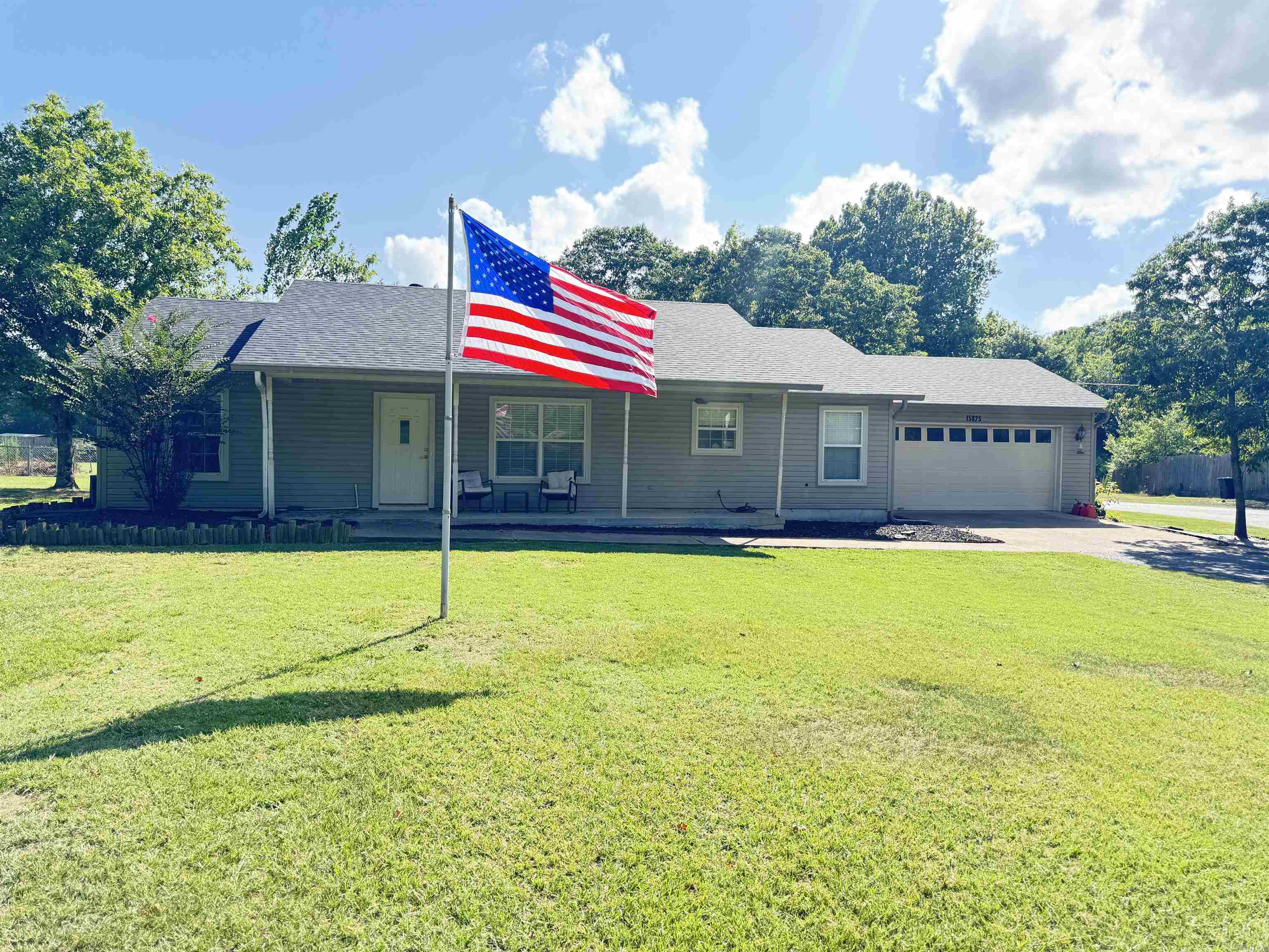 15825 Childress Road Property Photo 1