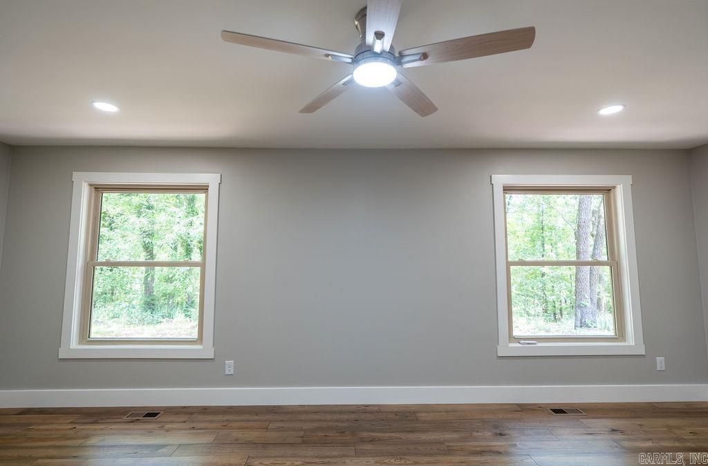 25 Beloit Drive Property Photo 13