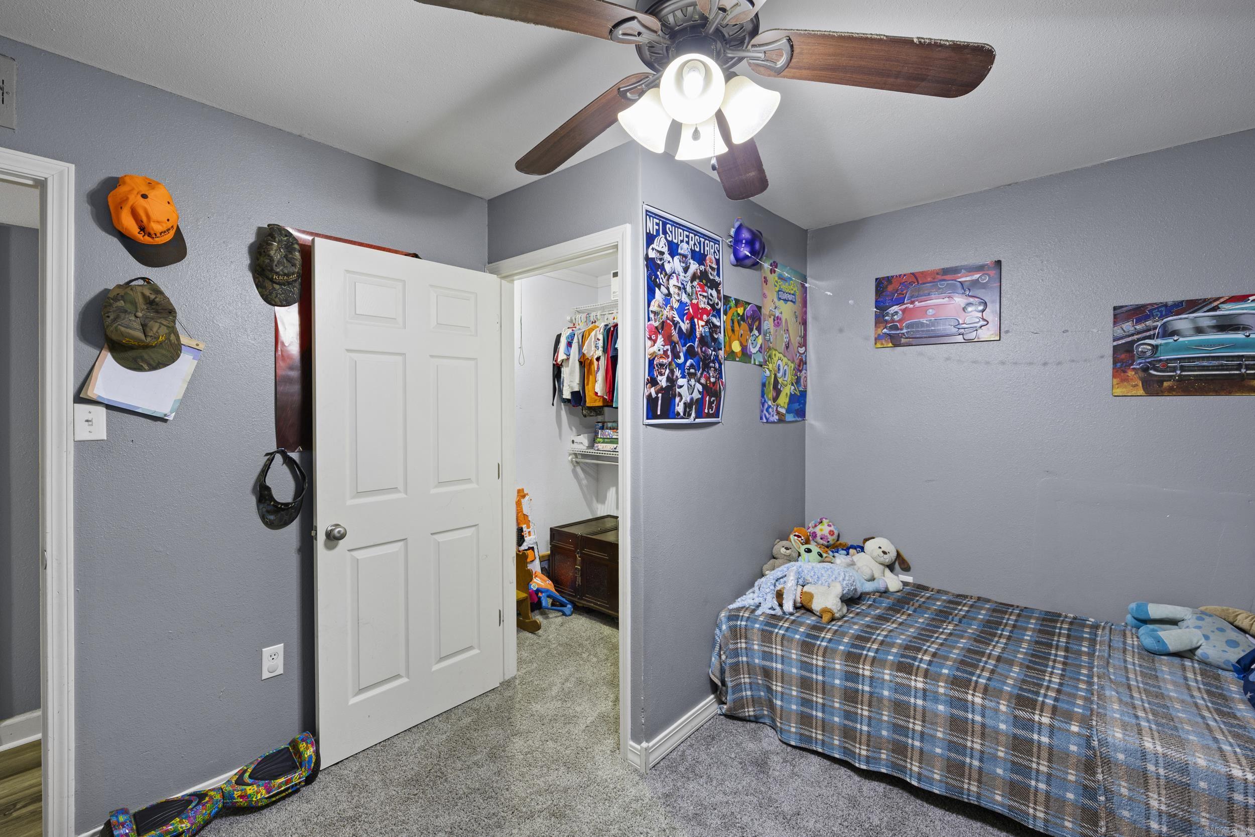 2901 N Greenwich Avenue Property Photo 8