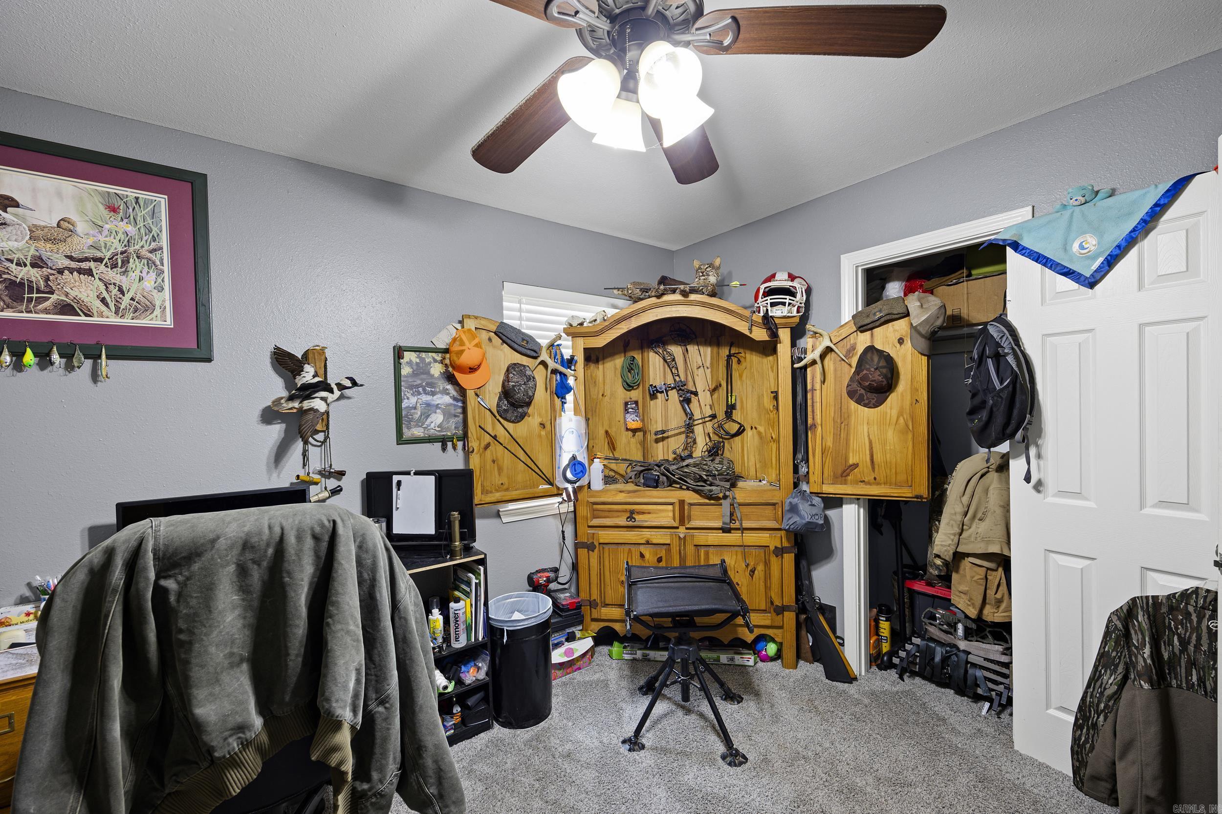 2901 N Greenwich Avenue Property Photo 13