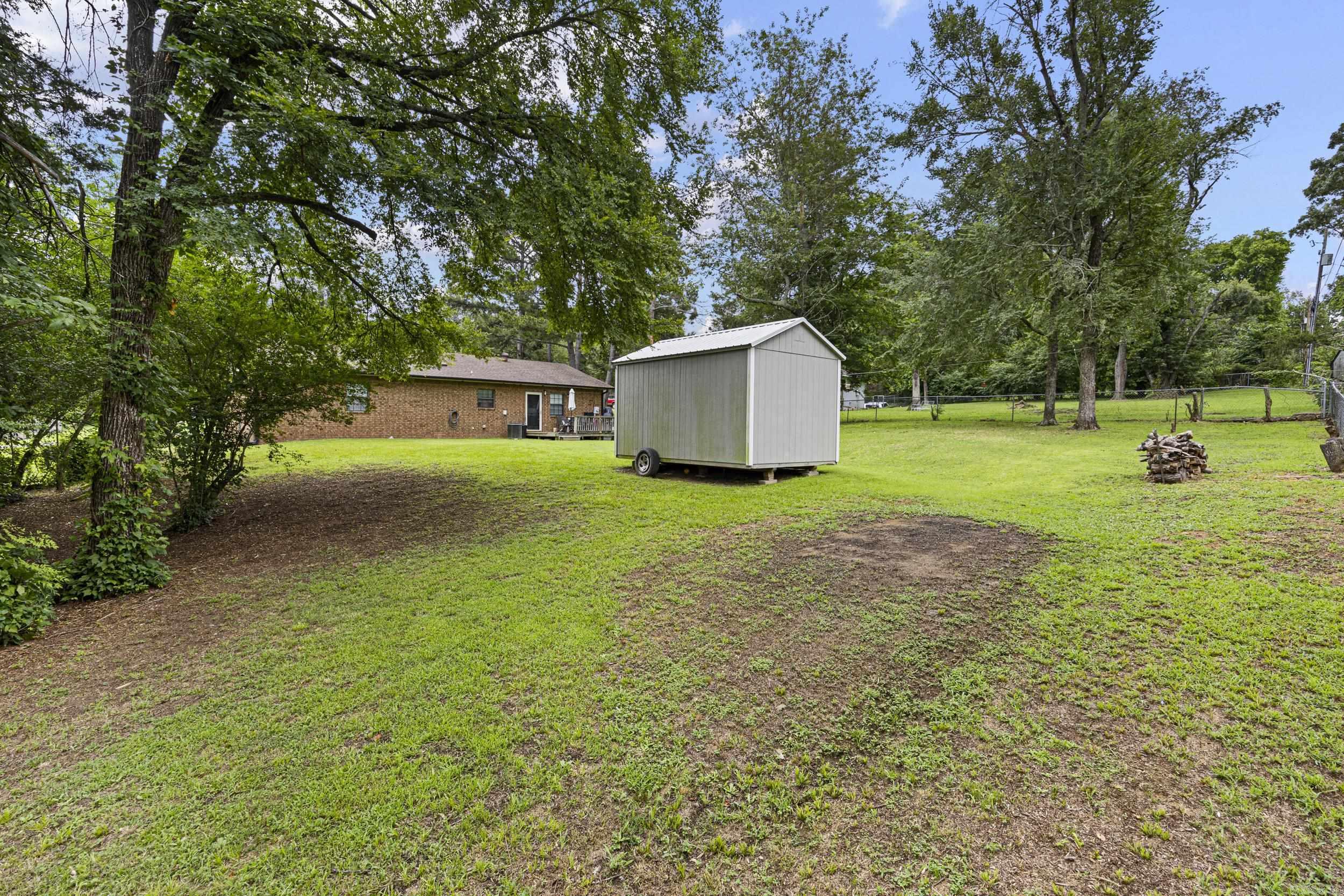 2901 N Greenwich Avenue Property Photo 18
