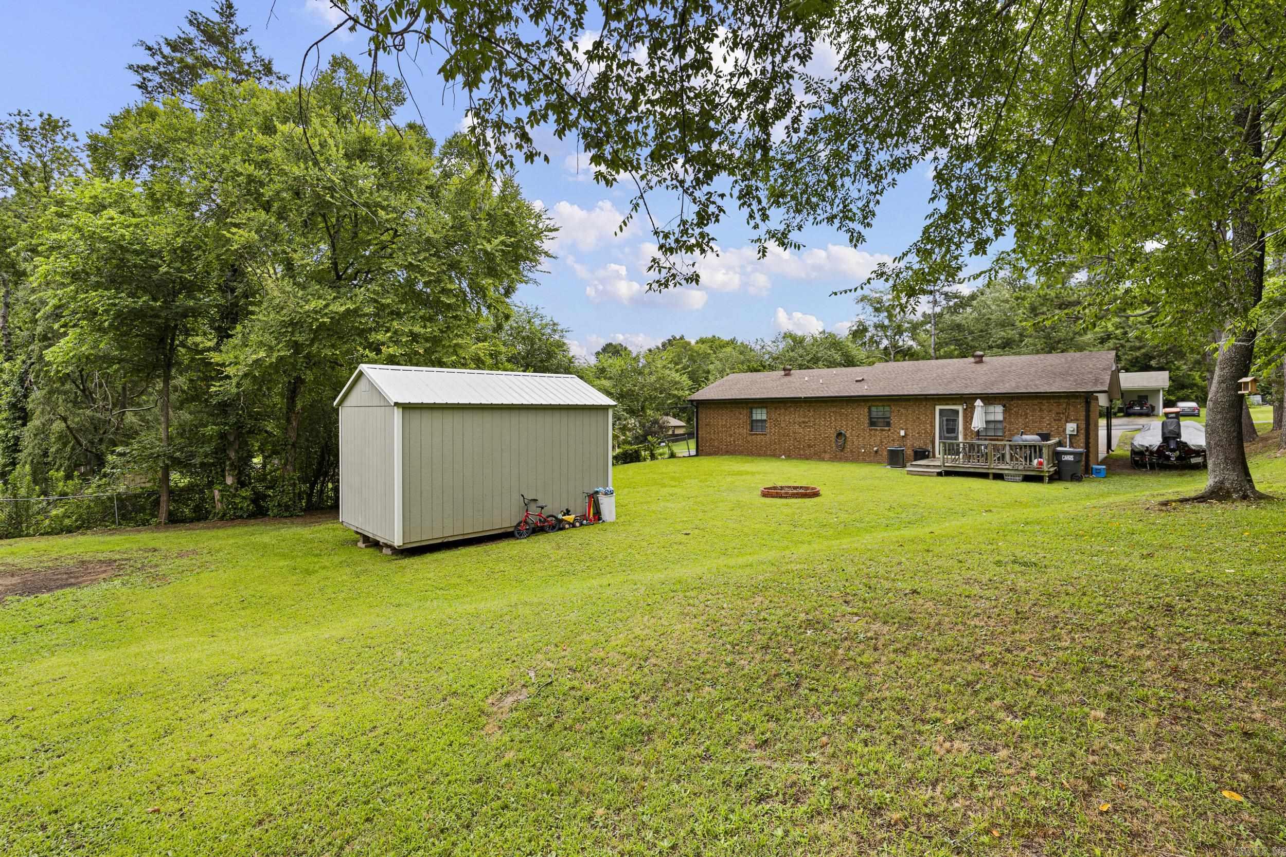 2901 N Greenwich Avenue Property Photo 21