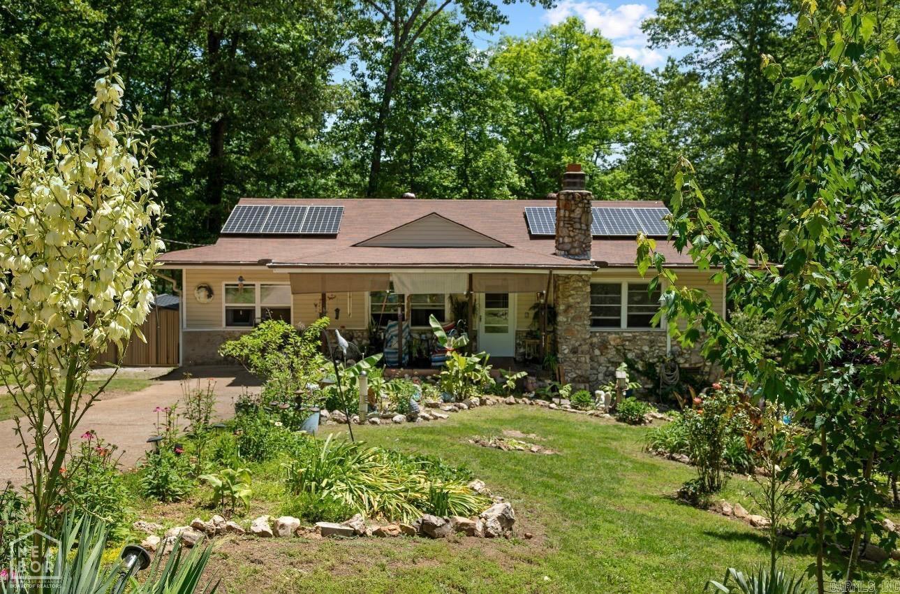 17 Iroquois Circle Property Photo 1