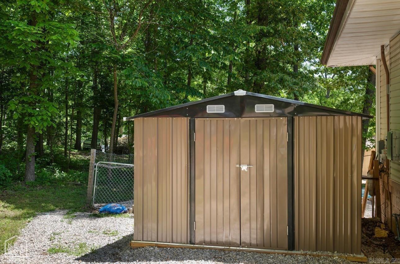 17 Iroquois Circle Property Photo 30