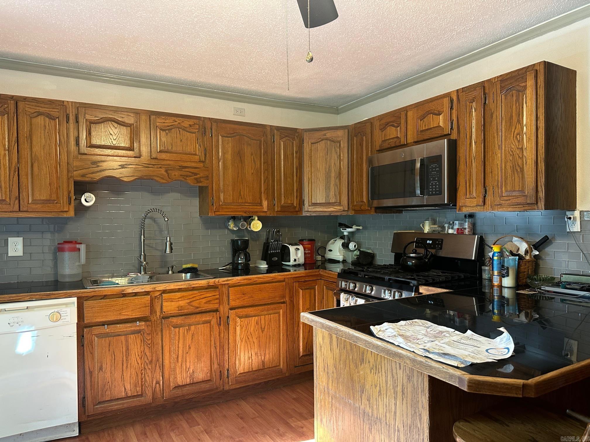 17 Iroquois Cr Property Photo 5