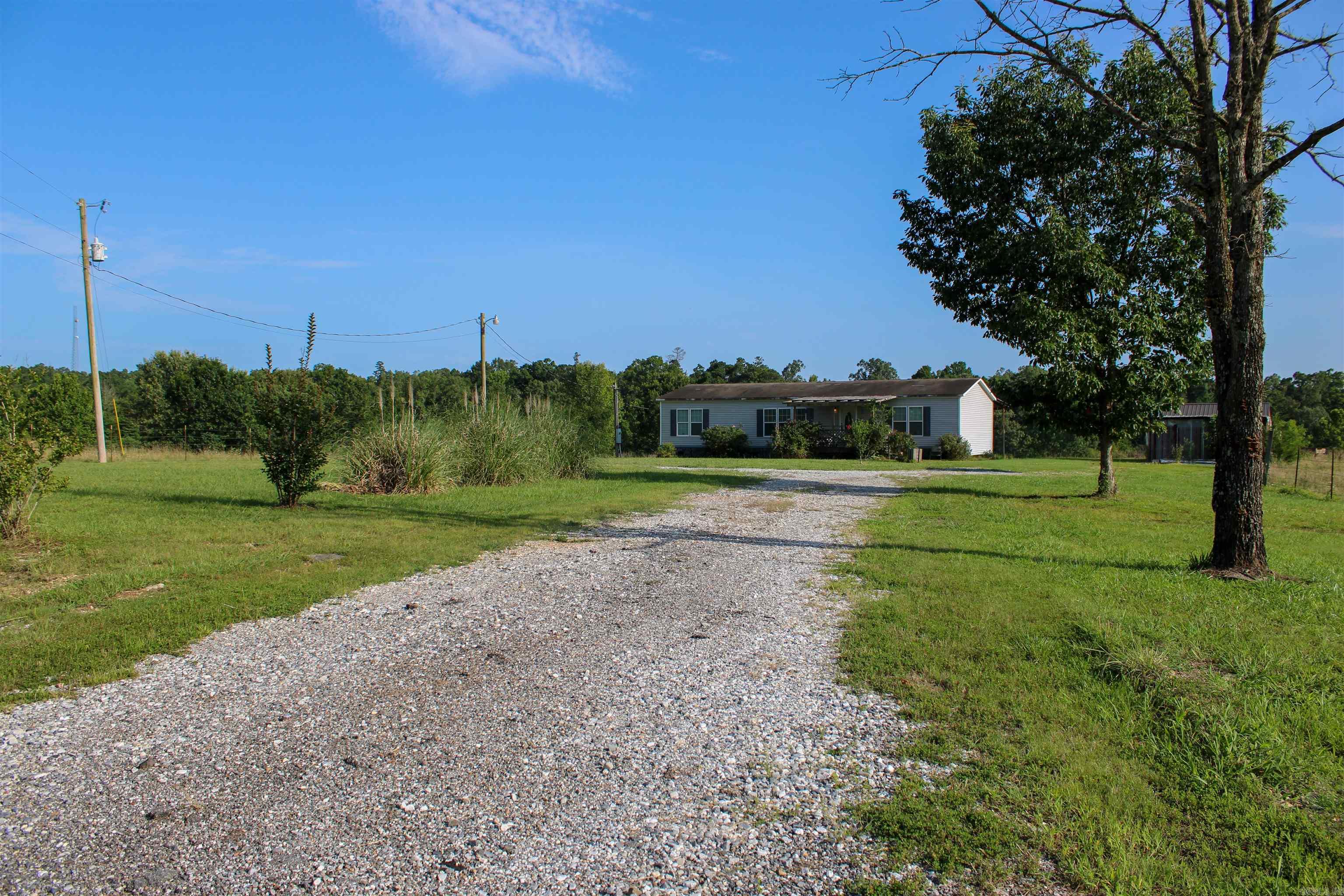 561 E Hwy 26 Property Photo 2