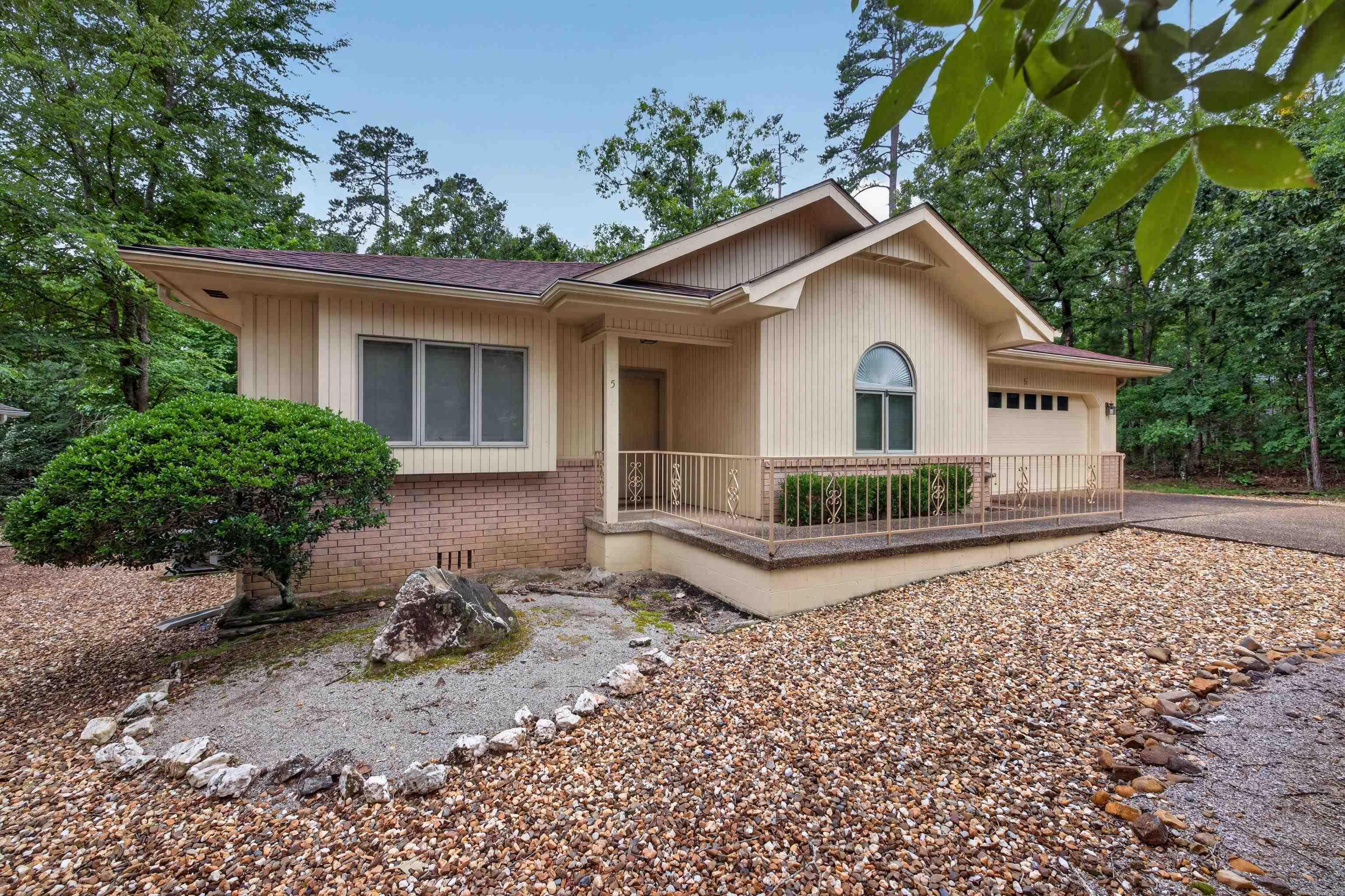 5 Huesca Lane Property Photo 3