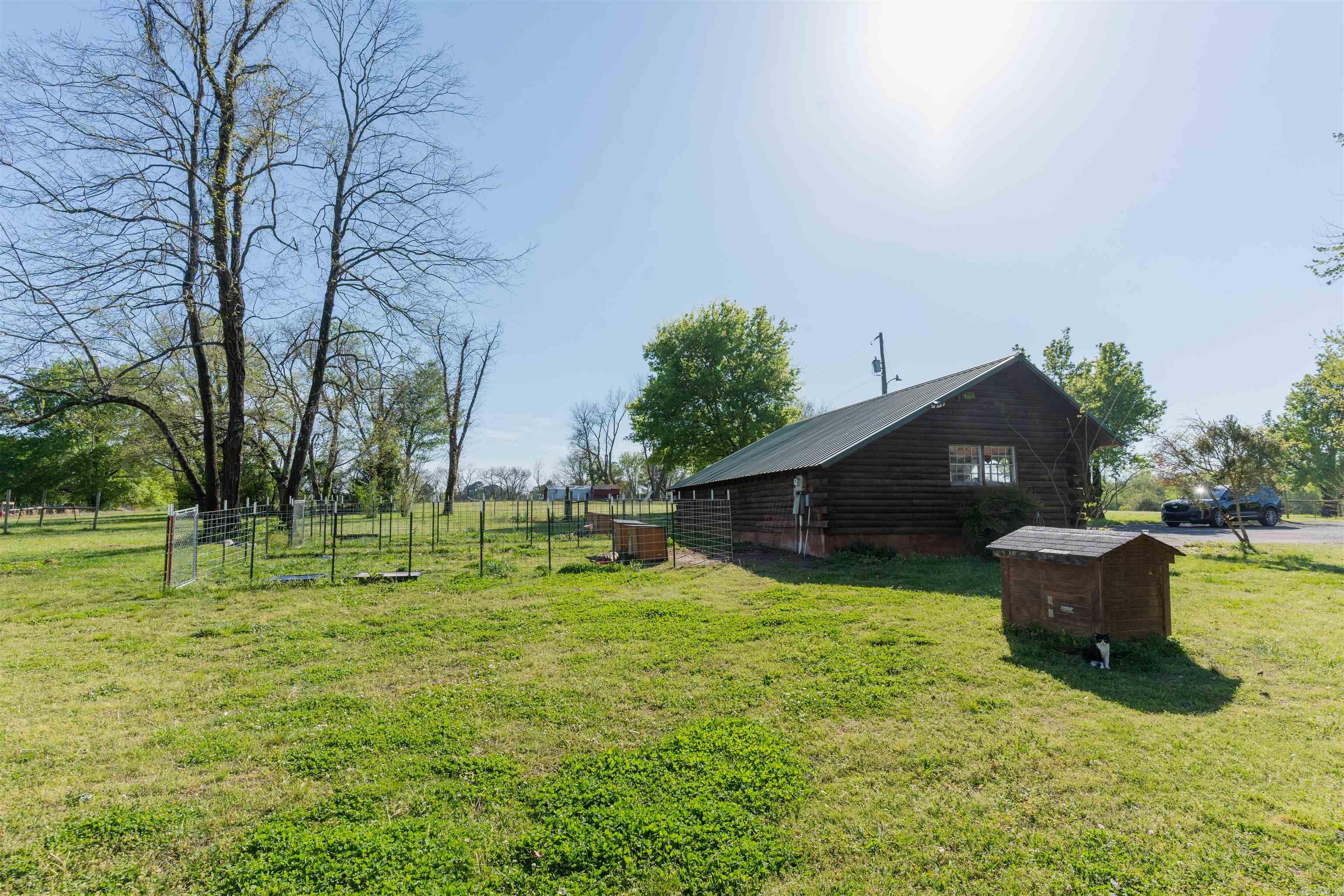 19852 N State Highway 7 Property Photo 31
