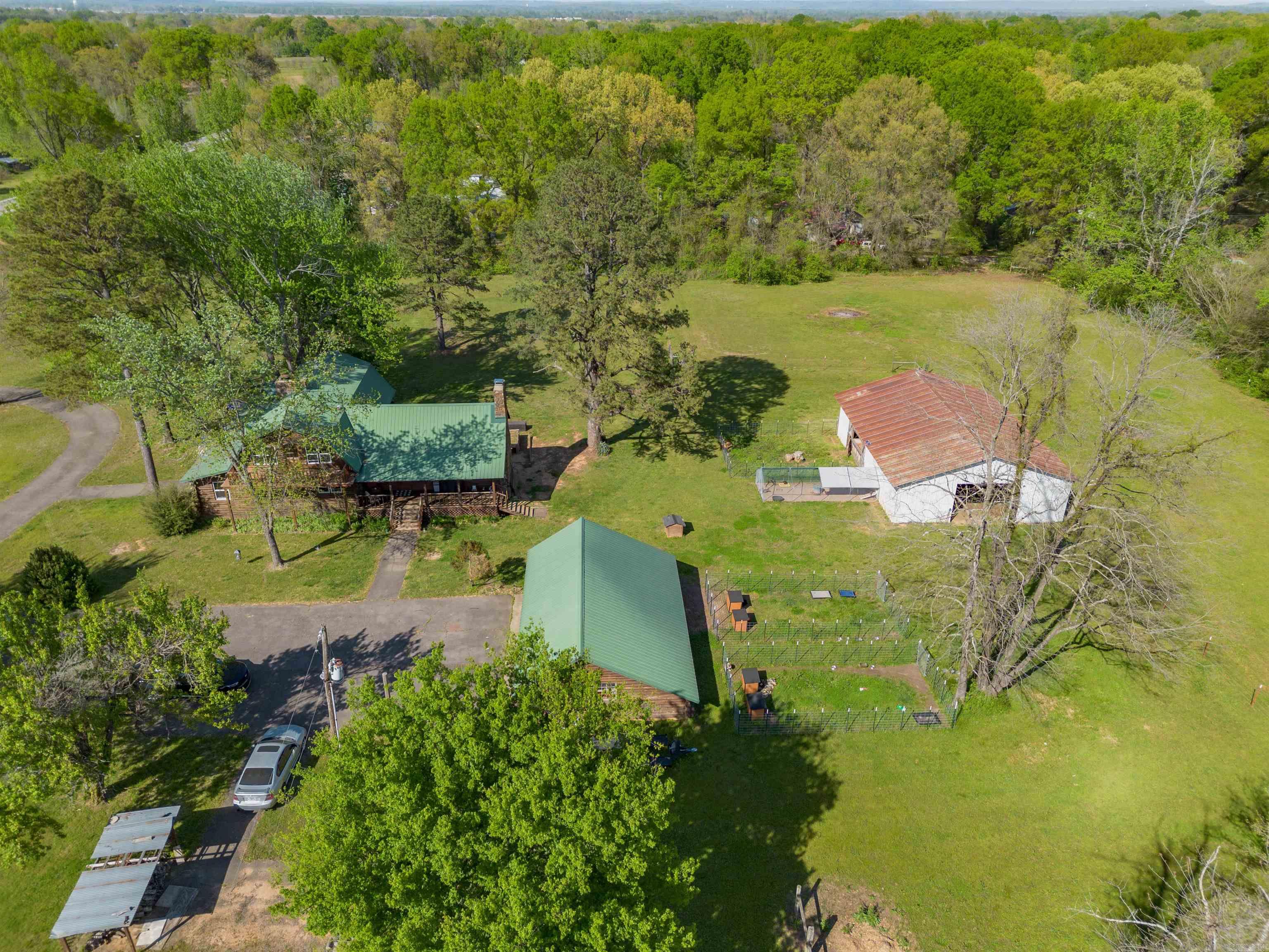 19852 N State Highway 7 Property Photo 40