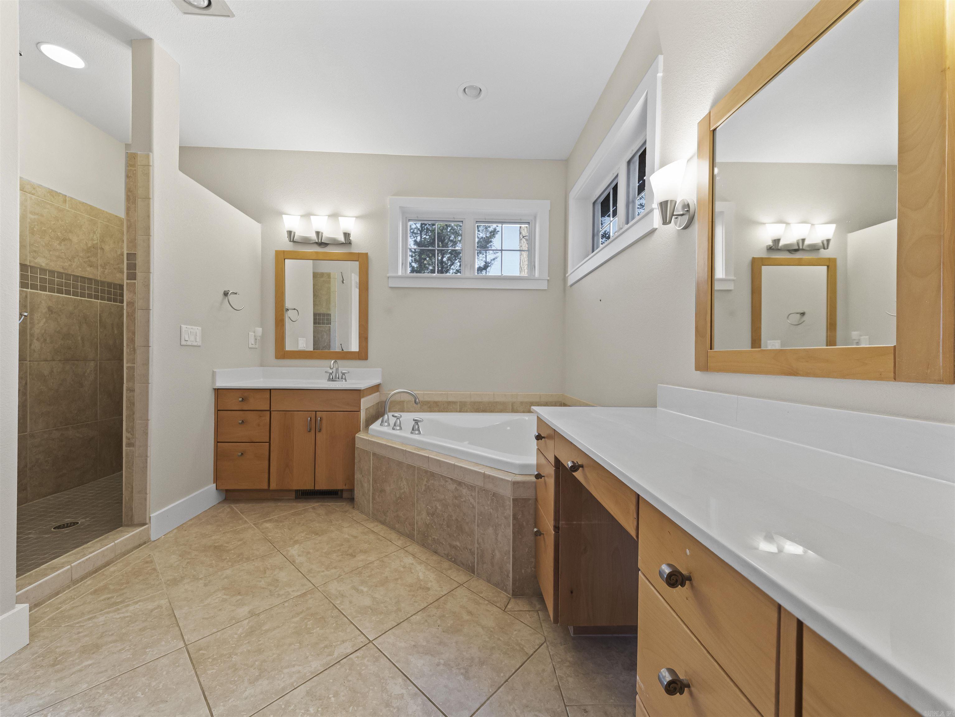 32 Innovacion Ln Property Photo 16