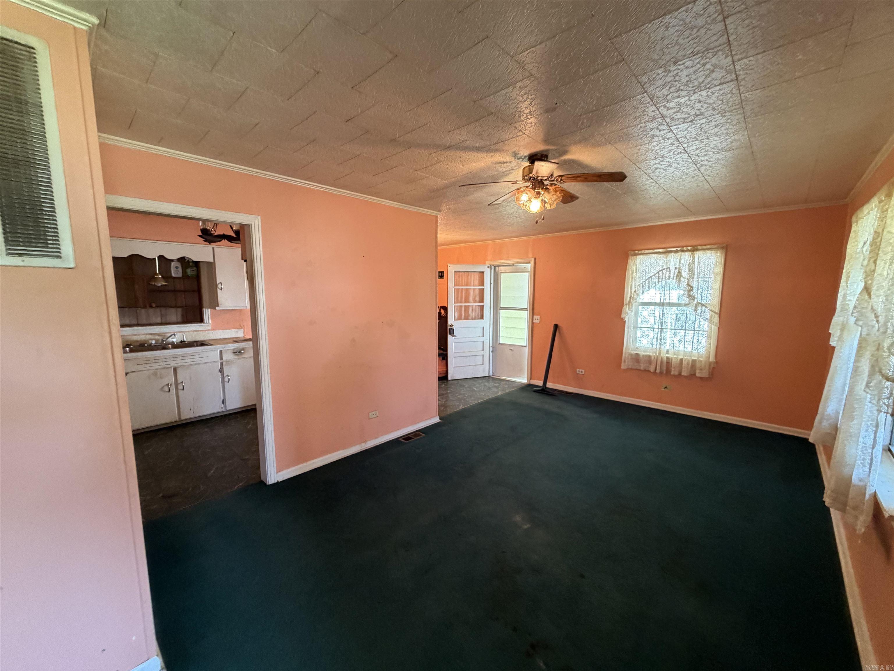 675 E Jackson Street Property Photo 11
