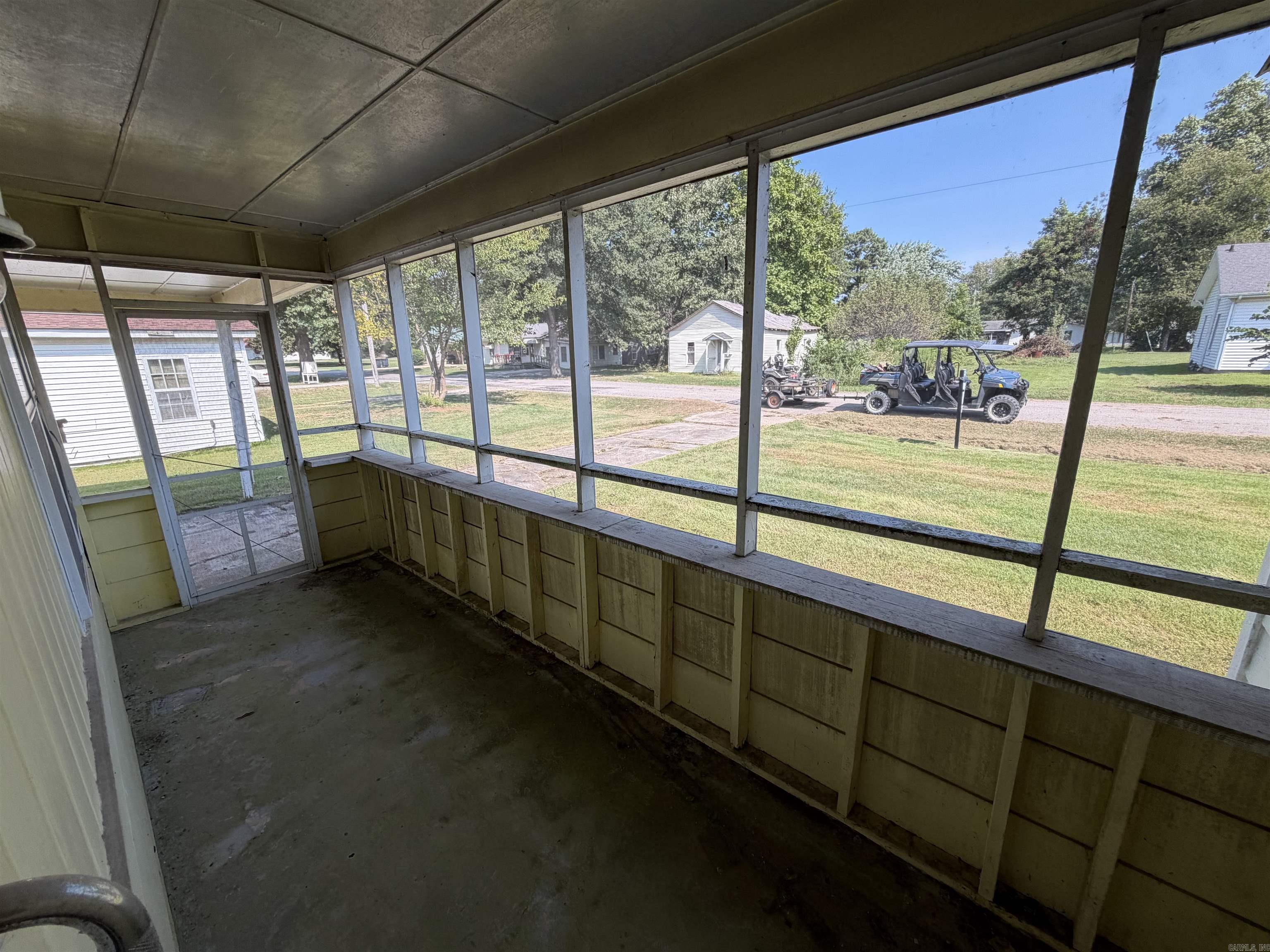 675 E Jackson Street Property Photo 12