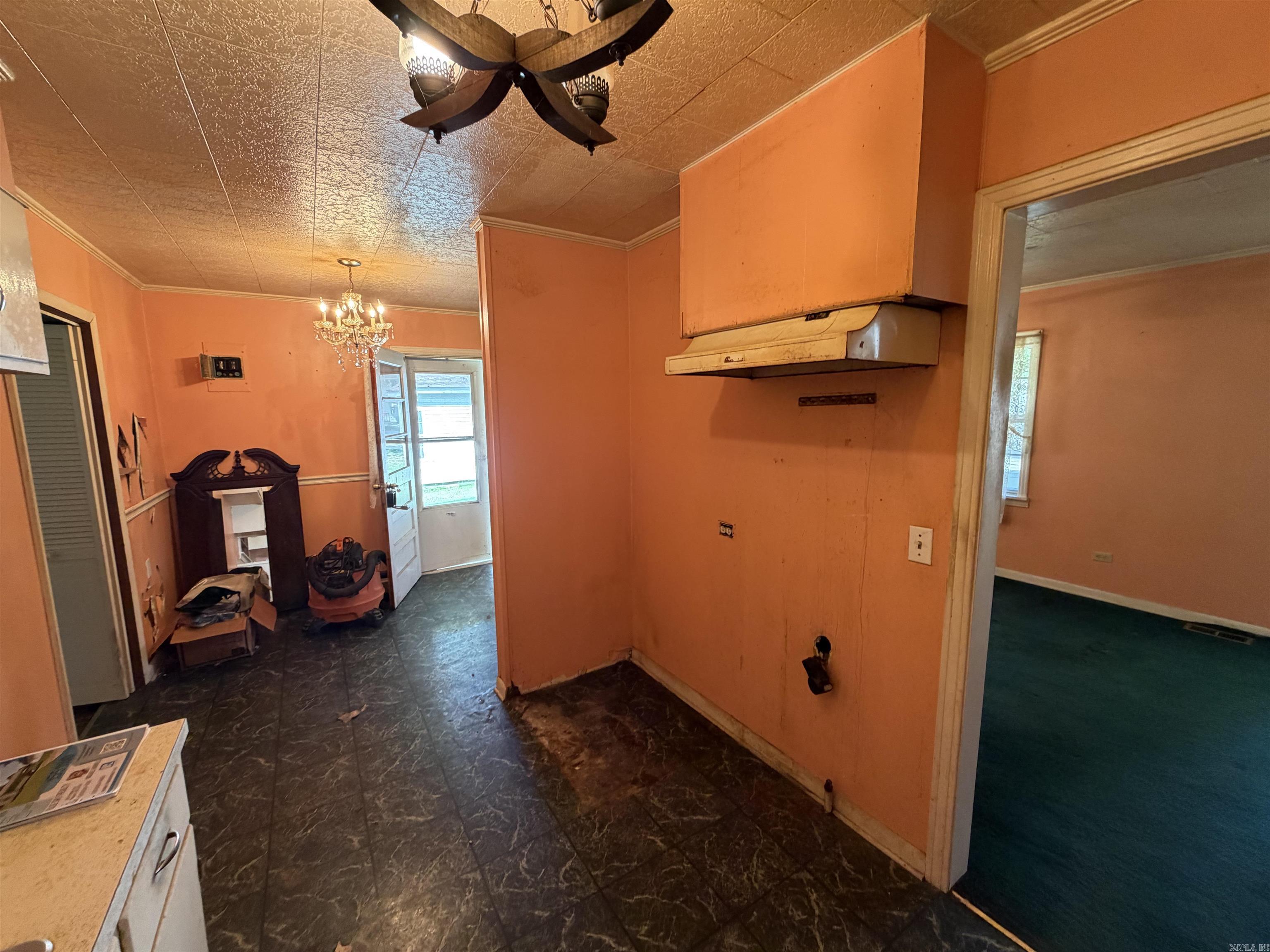 675 E Jackson Street Property Photo 15