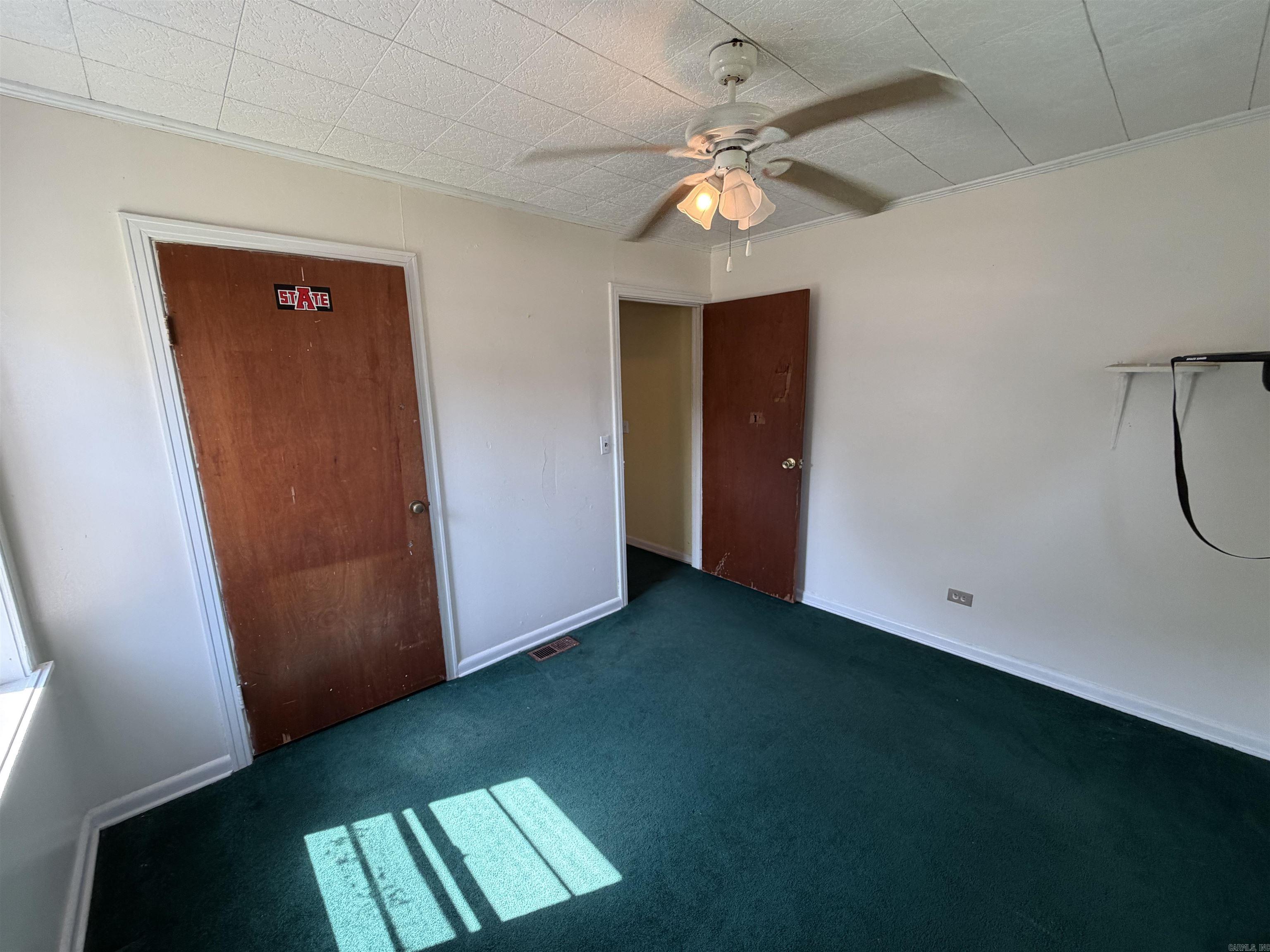 675 E Jackson Street Property Photo 18