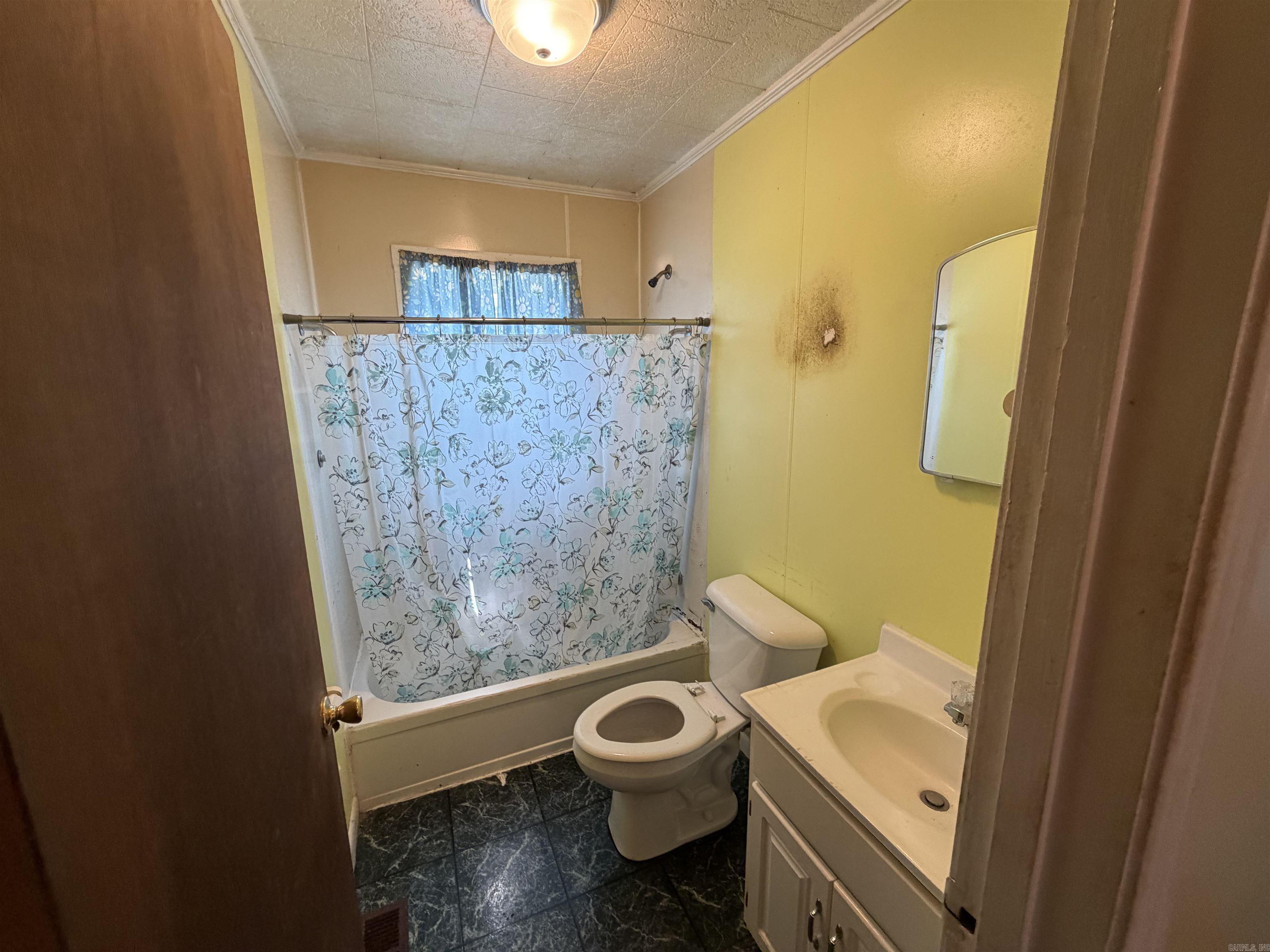 675 E Jackson Street Property Photo 20
