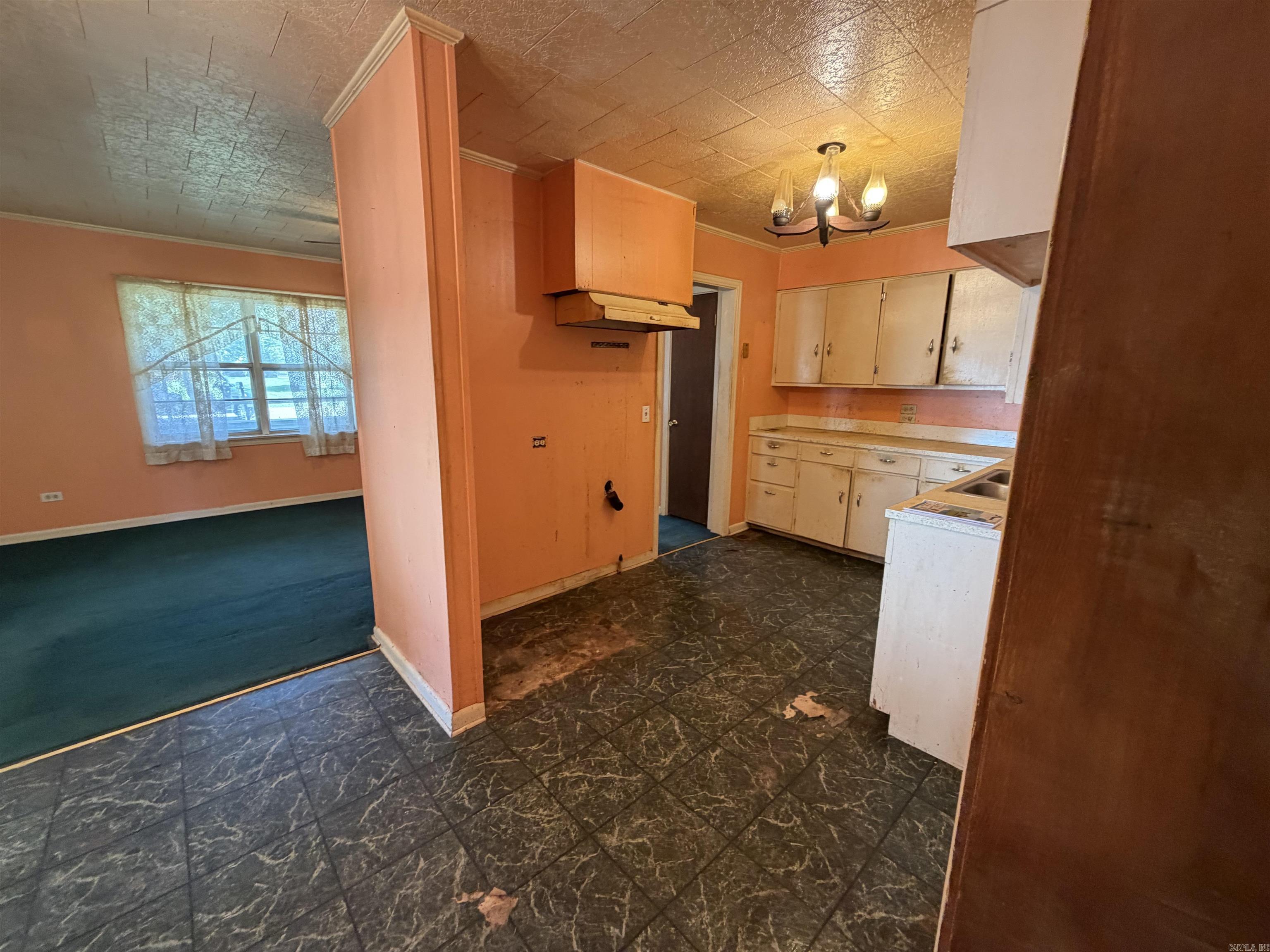 675 E Jackson Street Property Photo 35