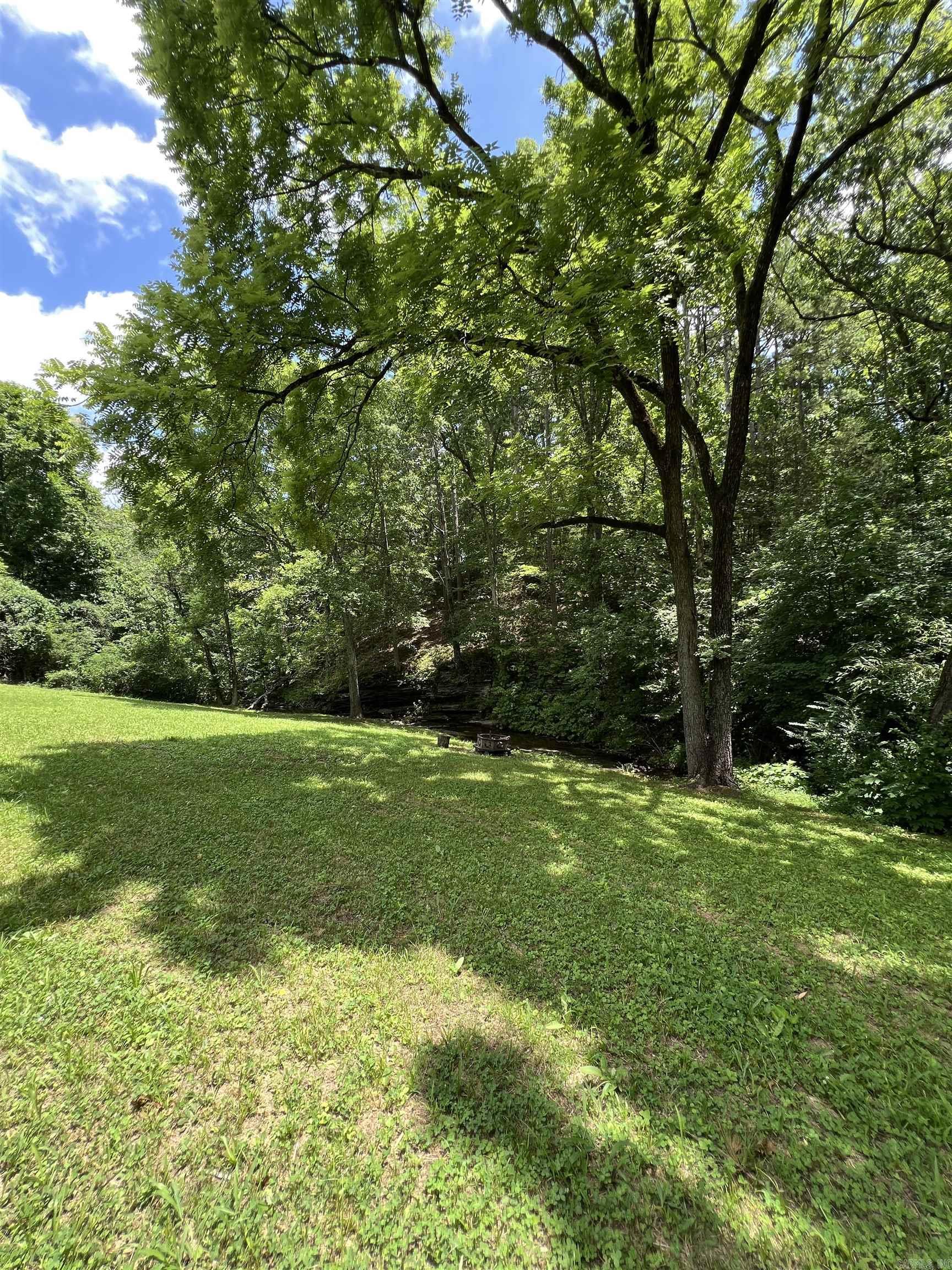 224 E Elm Street Property Photo 31