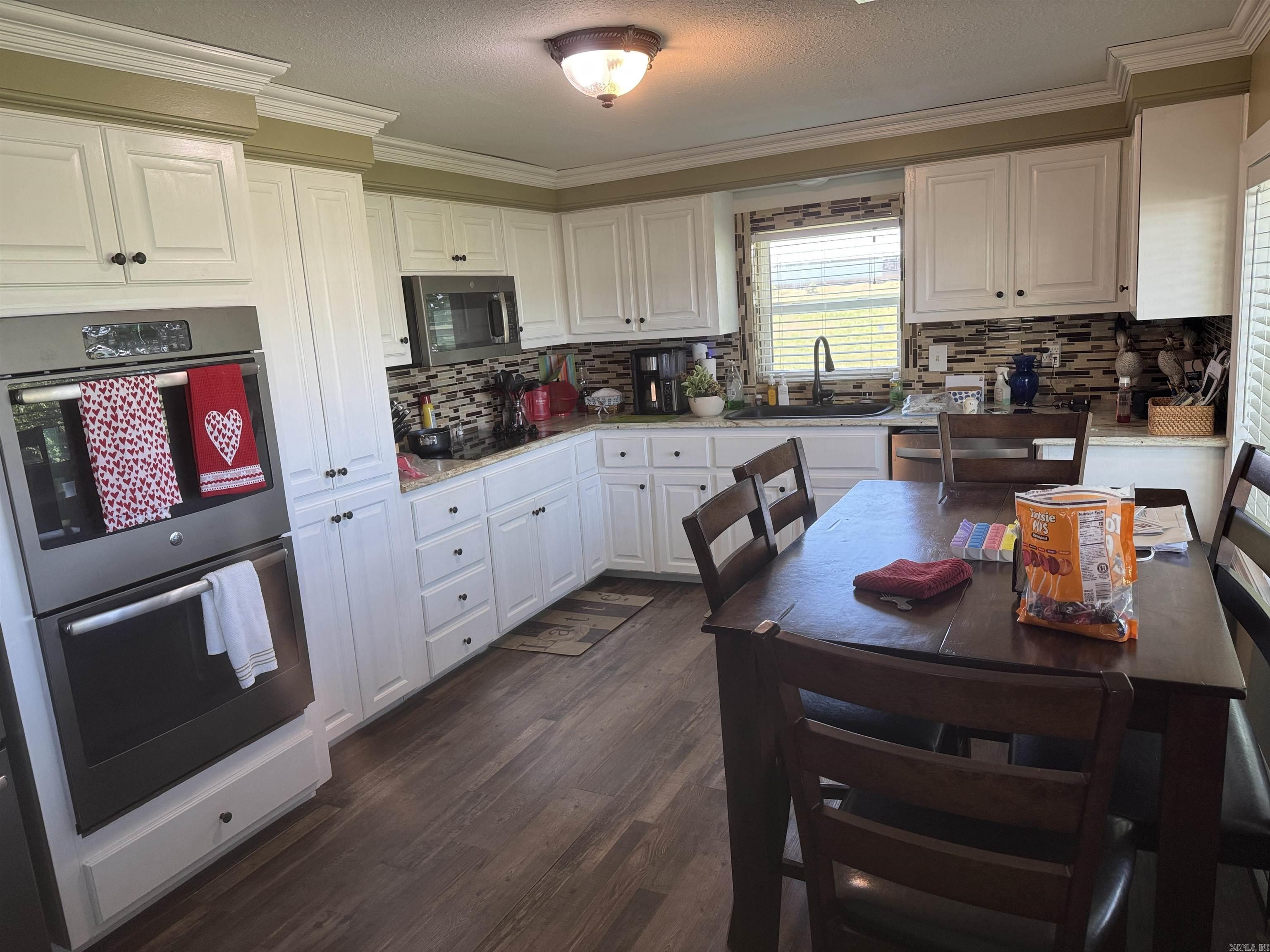 4194 Prim Road Property Photo 7