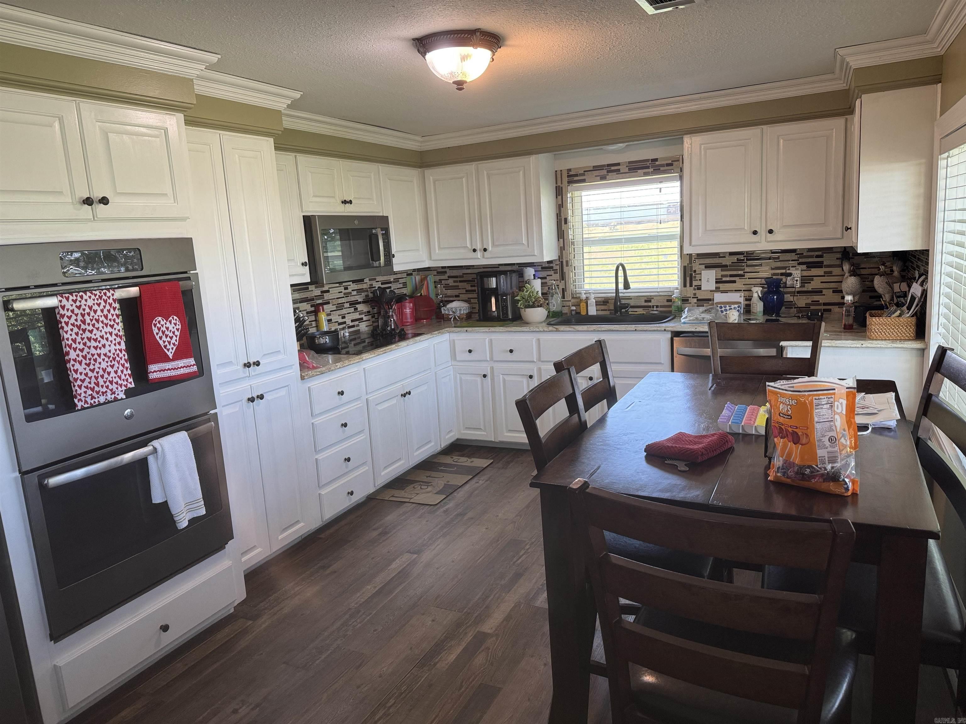 4194 Prim Road Property Photo 11