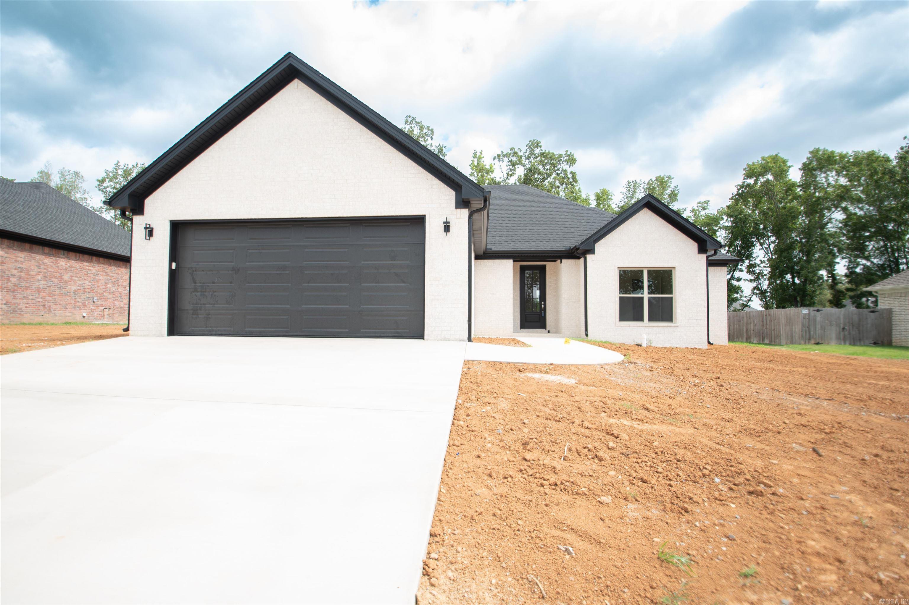 177 Hayden Drive Property Photo 1