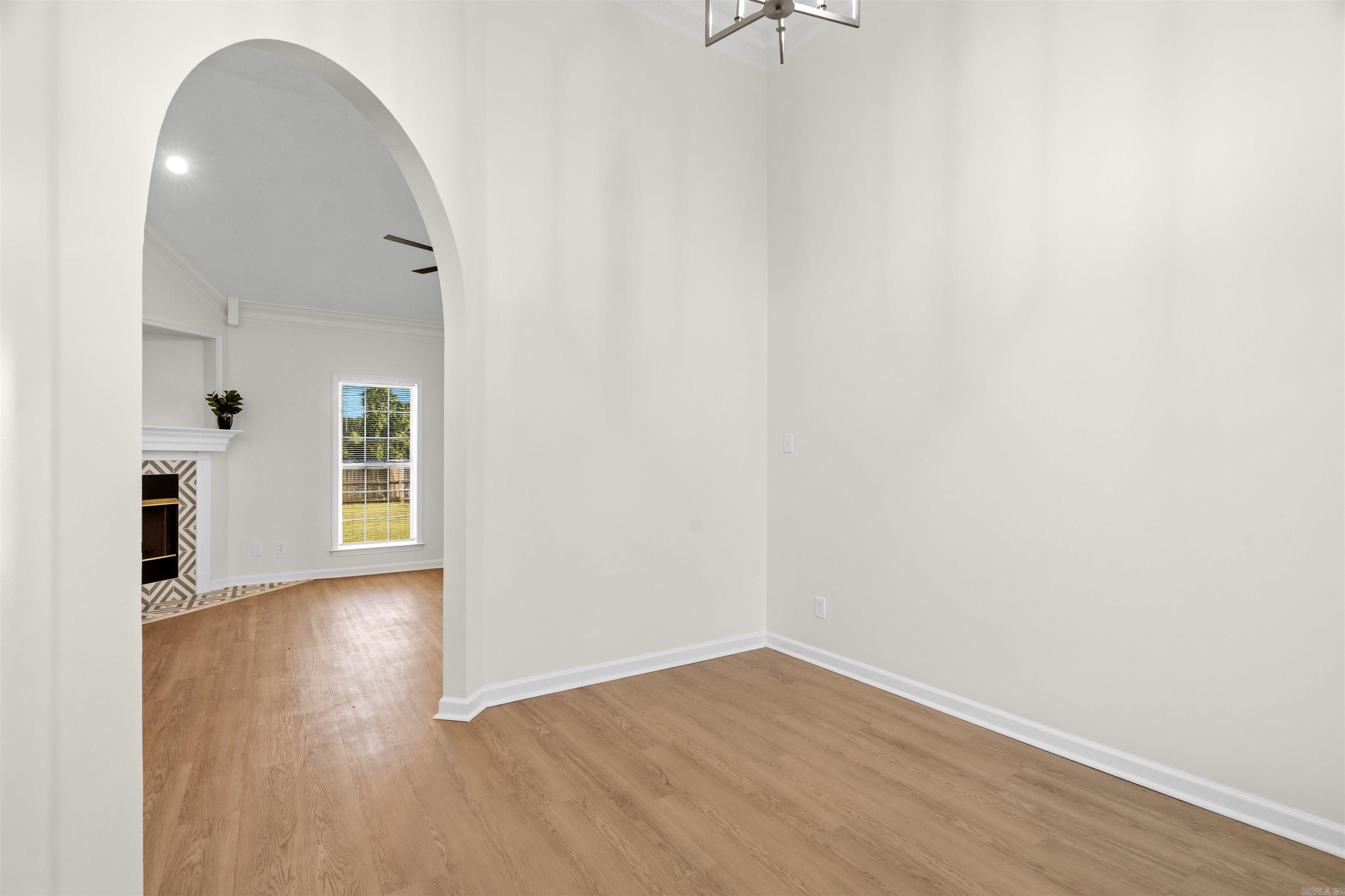 121 Primo Circle Property Photo 4
