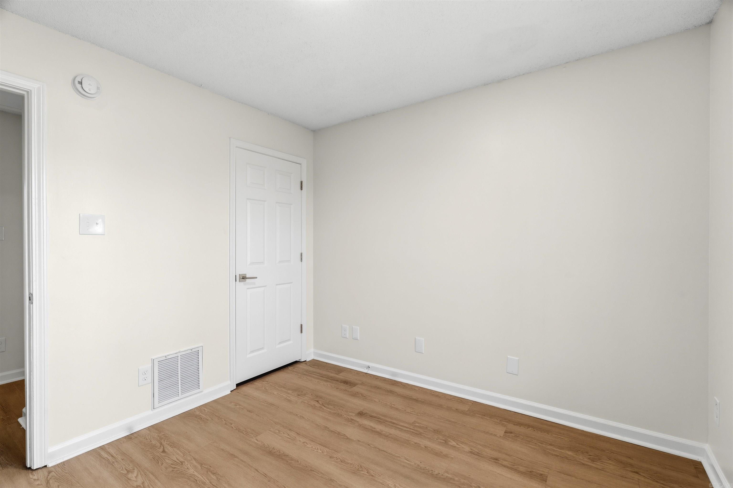 121 Primo Circle Property Photo 11
