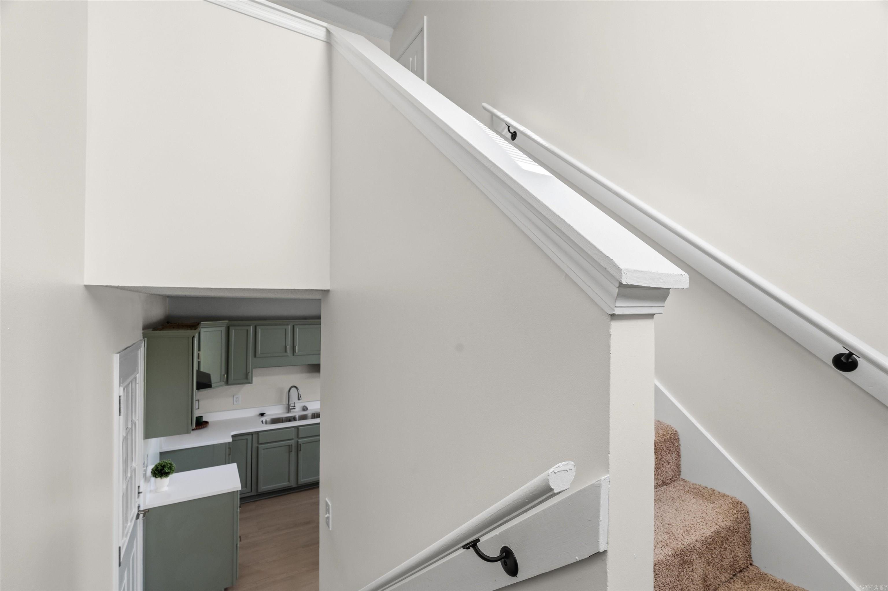 121 Primo Circle Property Photo 18
