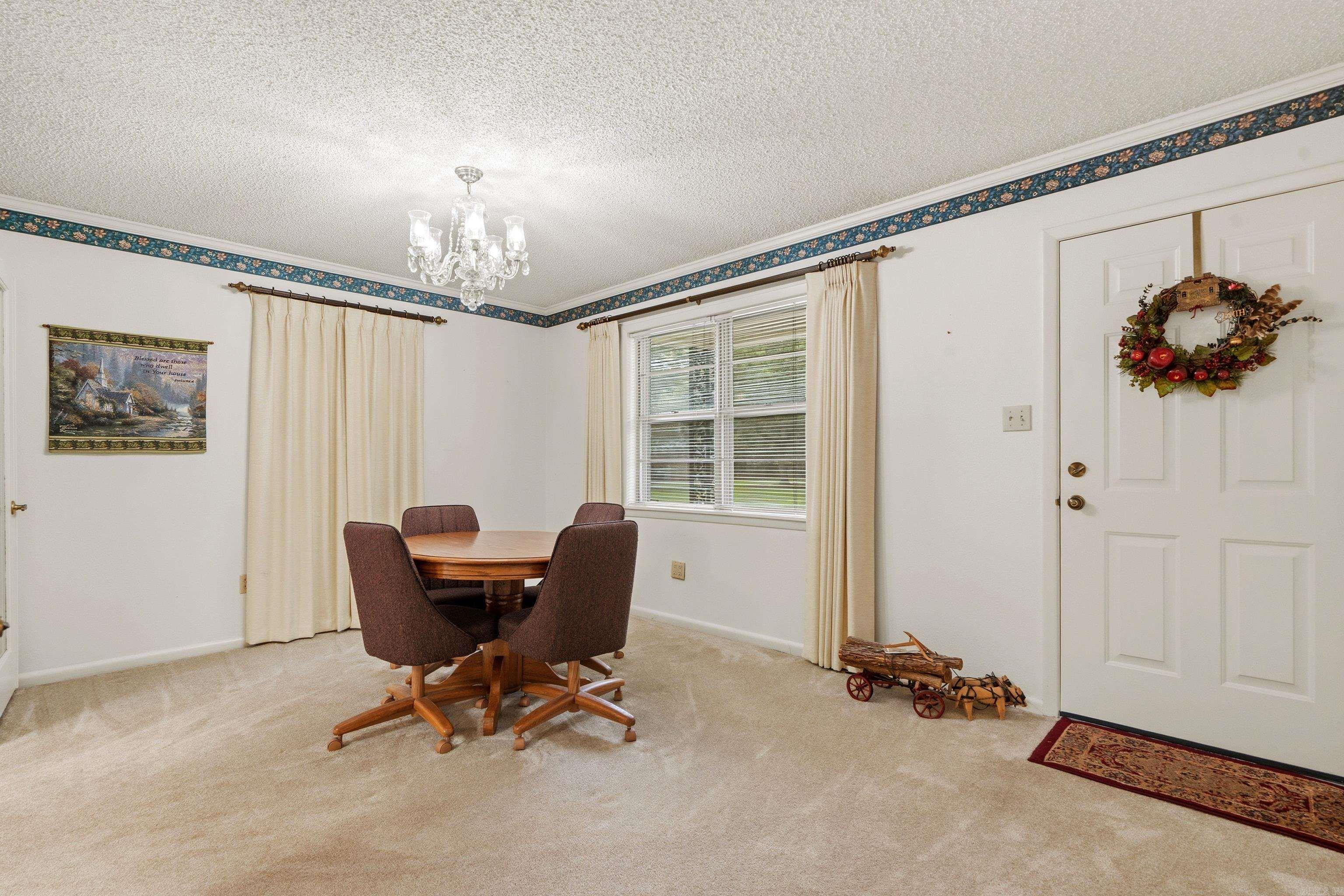 115 Larkin Street Property Photo 10