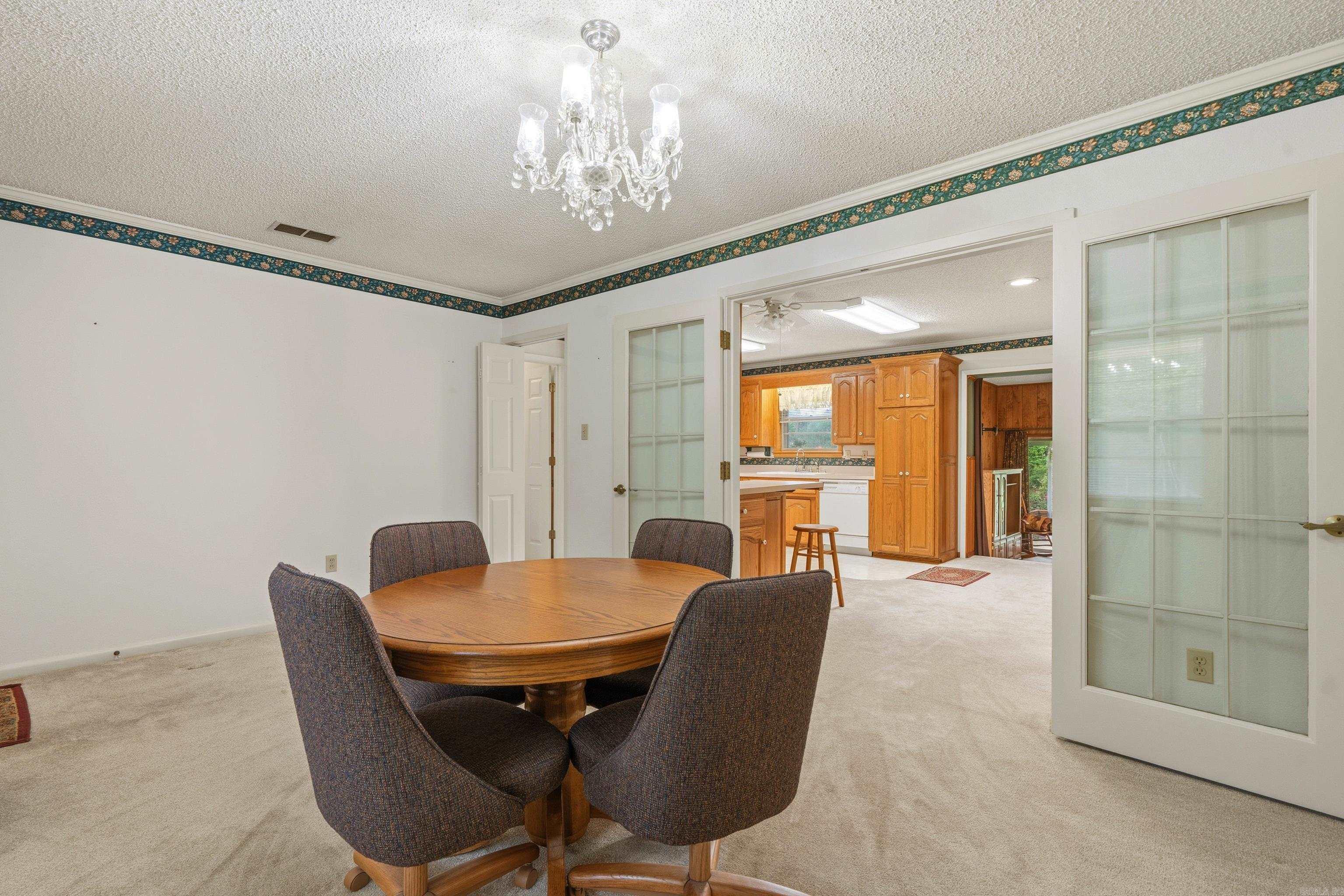 115 Larkin Street Property Photo 11