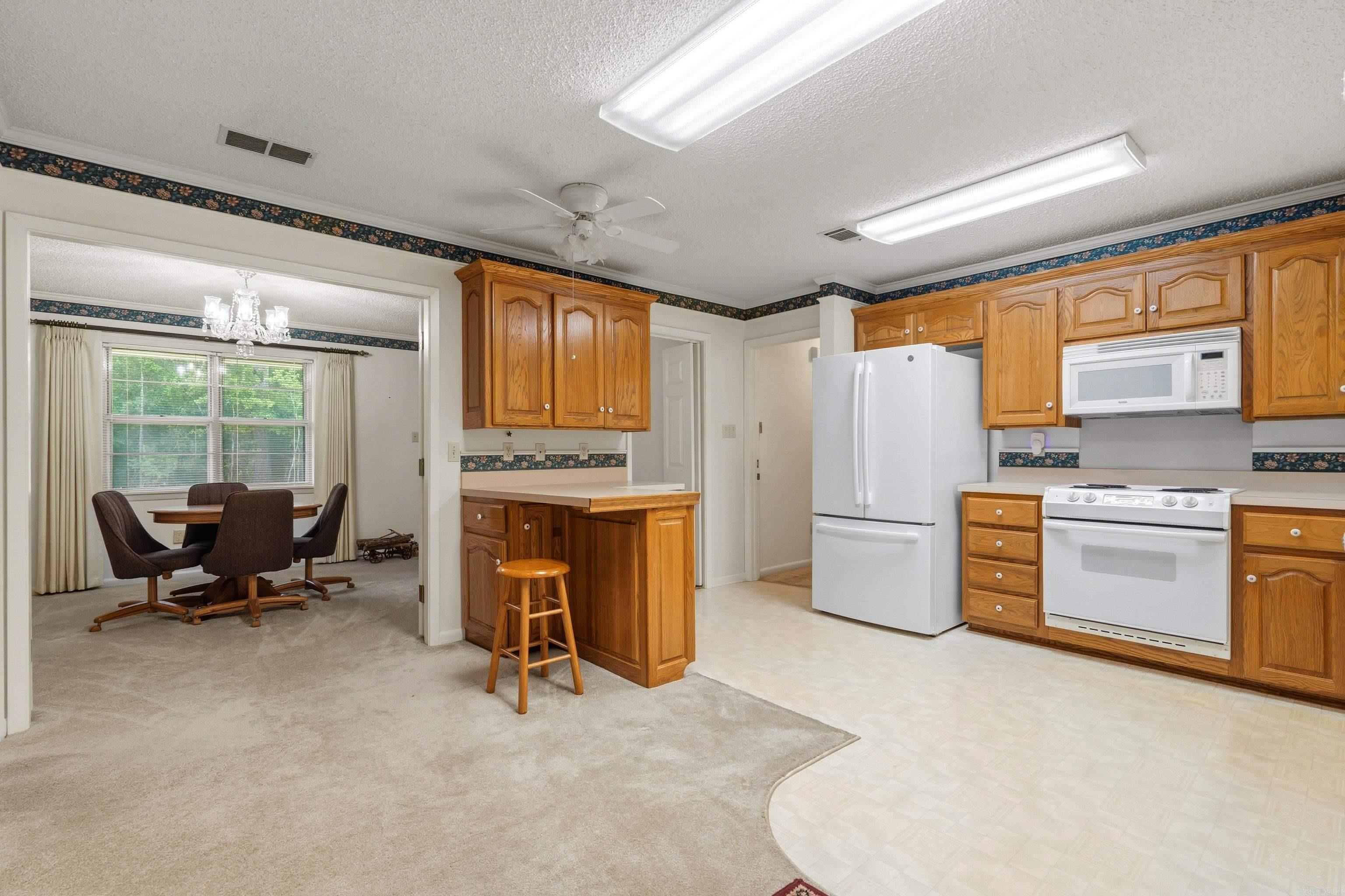 115 Larkin Street Property Photo 14
