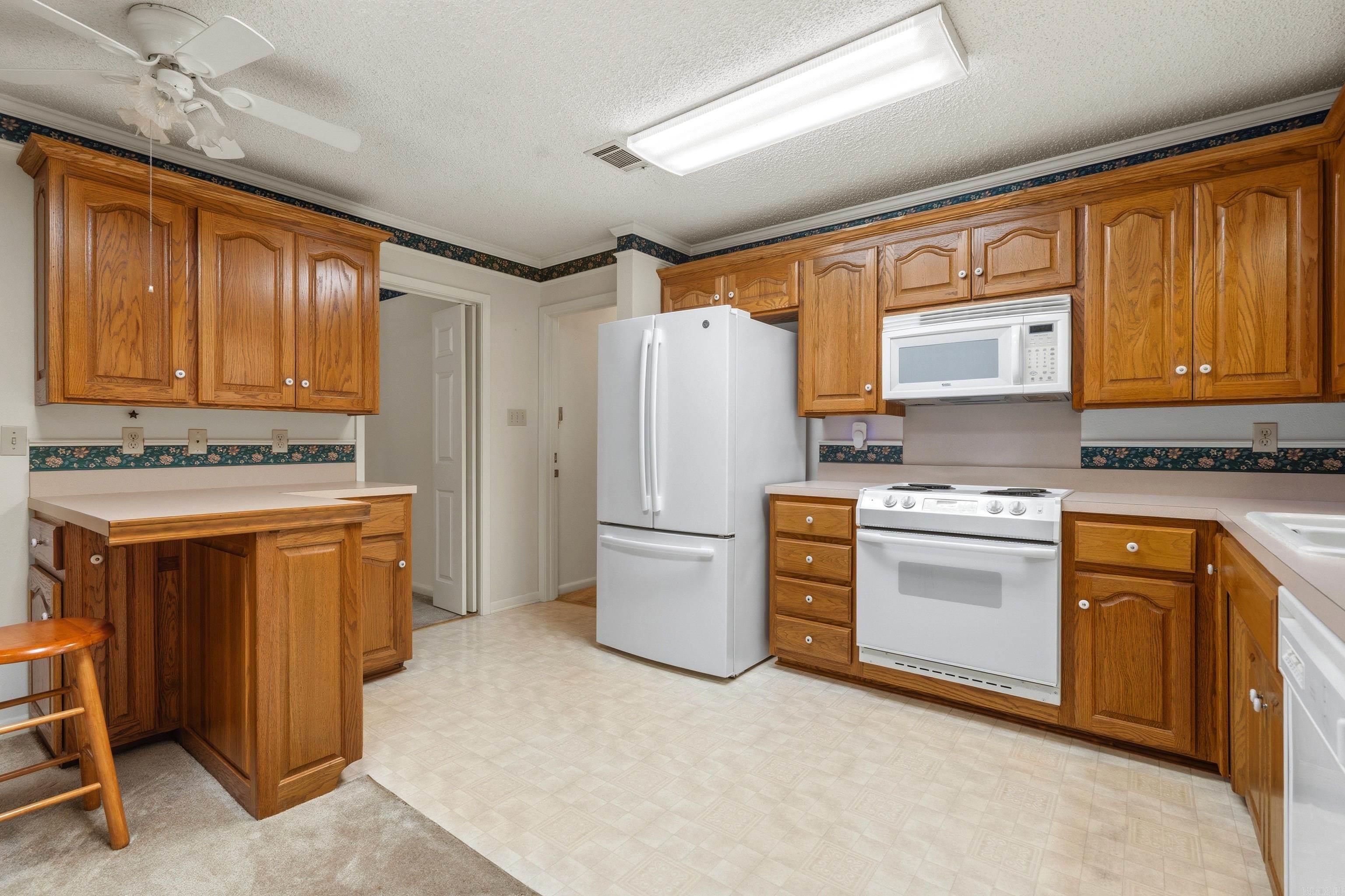 115 Larkin Street Property Photo 15