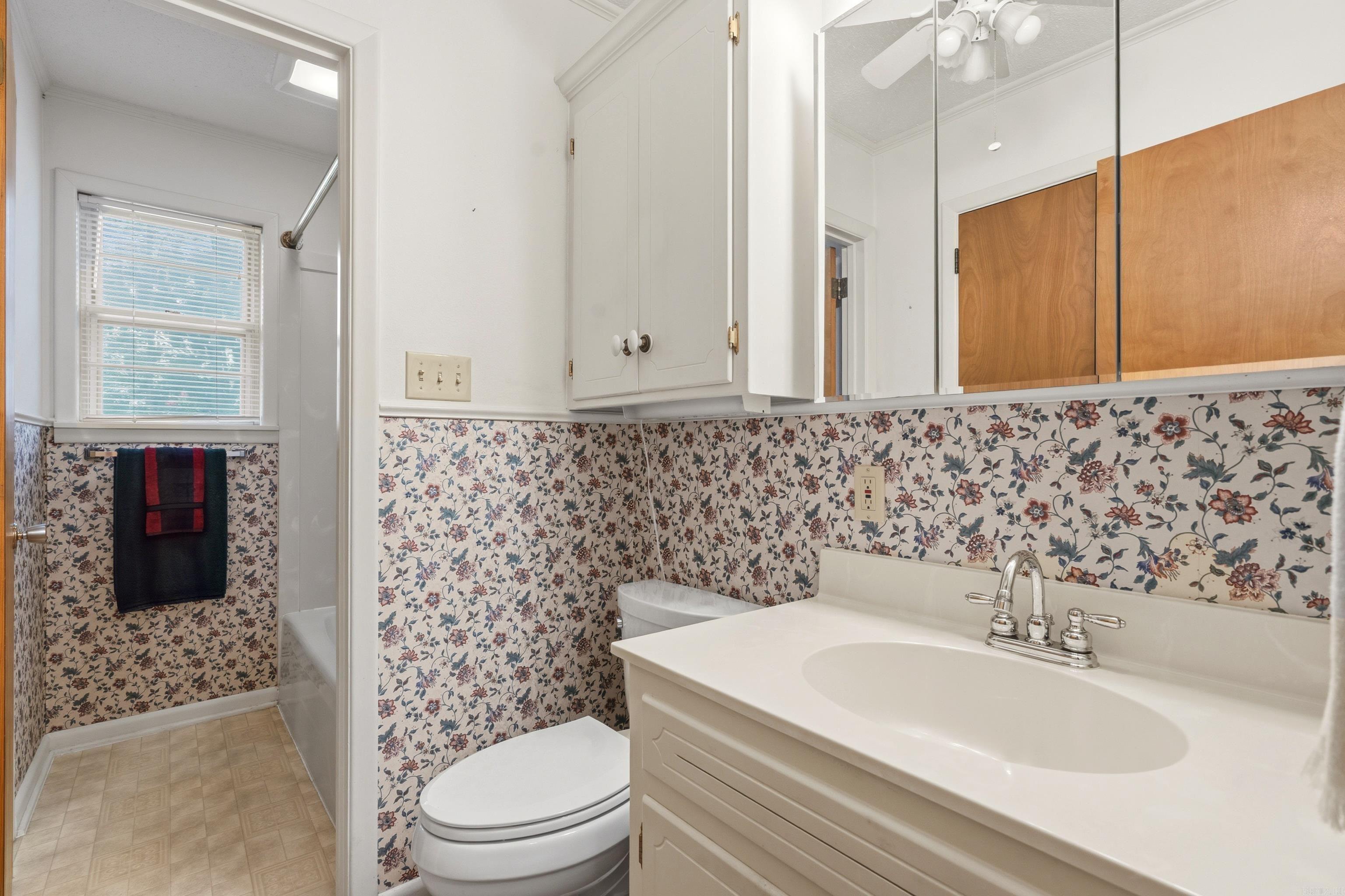 115 Larkin Street Property Photo 23