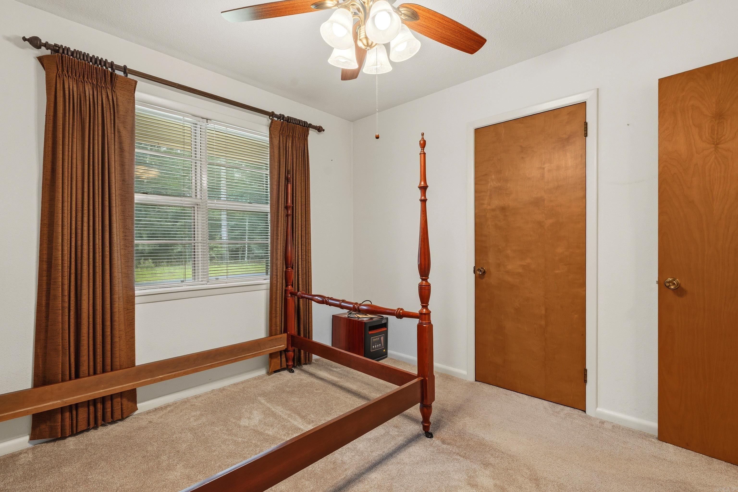 115 Larkin Street Property Photo 25