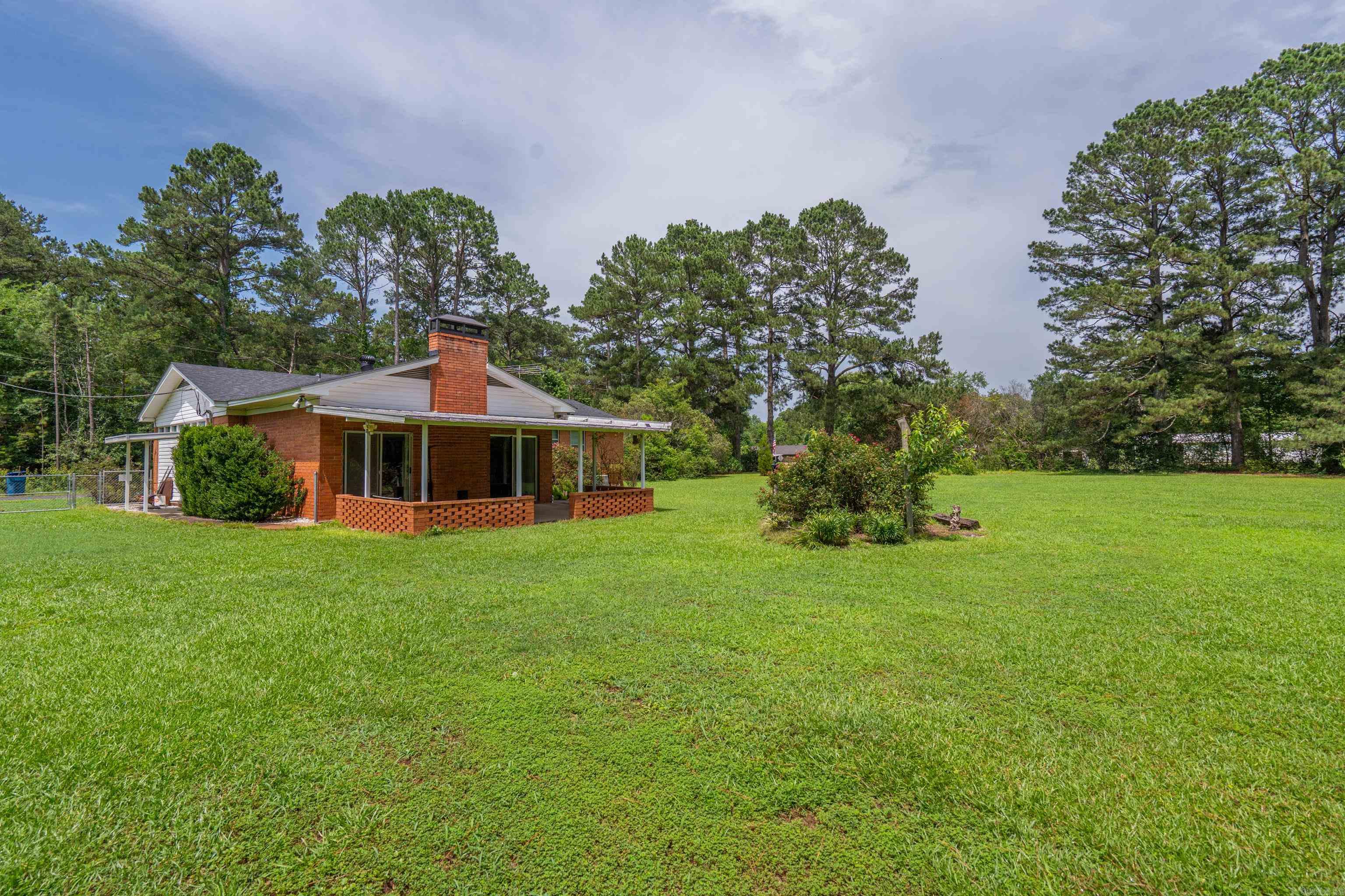 115 Larkin Street Property Photo 37