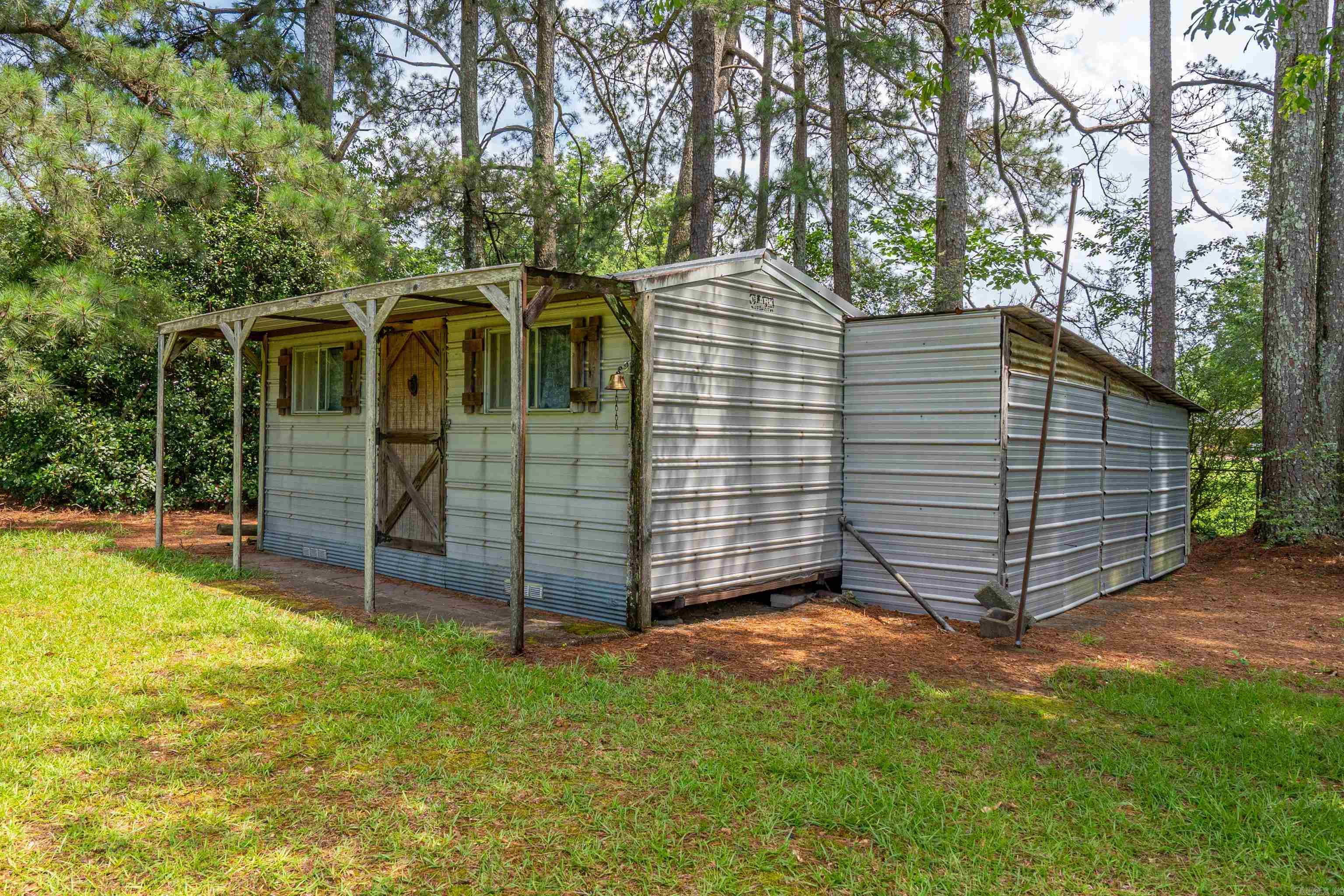 115 Larkin Street Property Photo 38