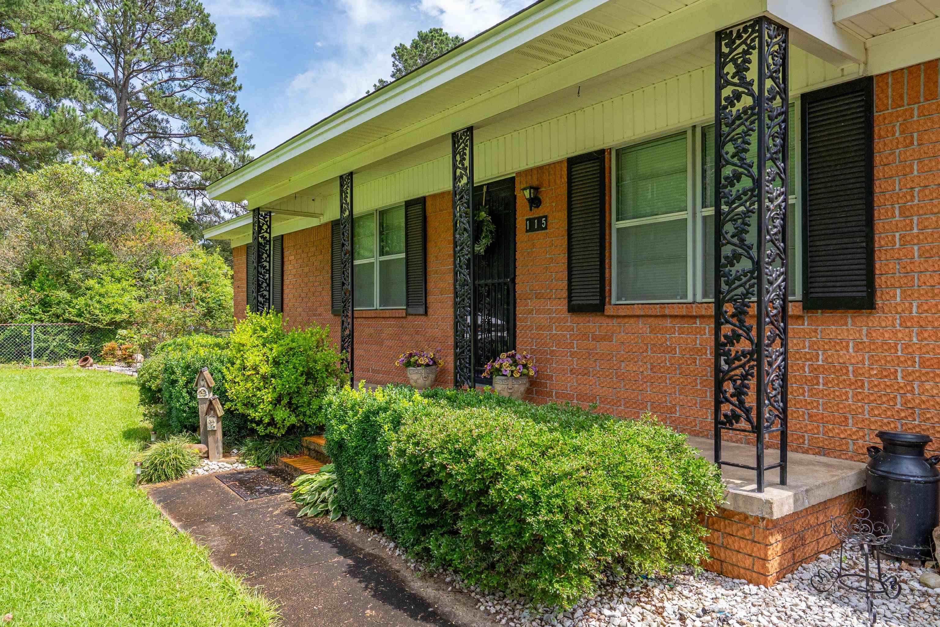 115 Larkin Street Property Photo 41