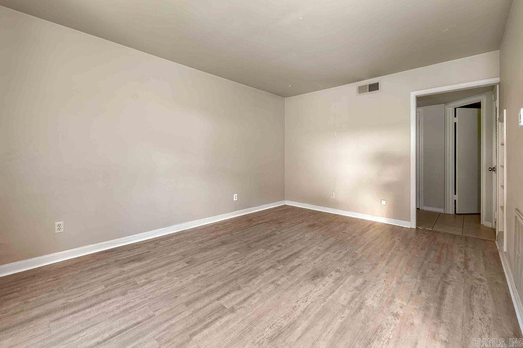 707 E Maryland Property Photo 20