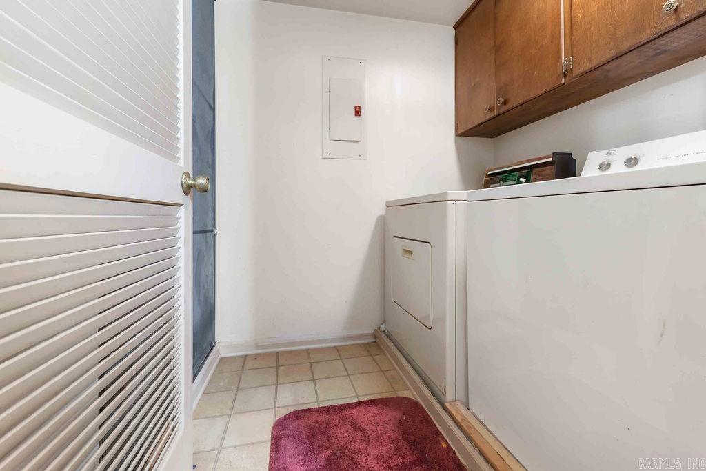 707 E Maryland Property Photo 36