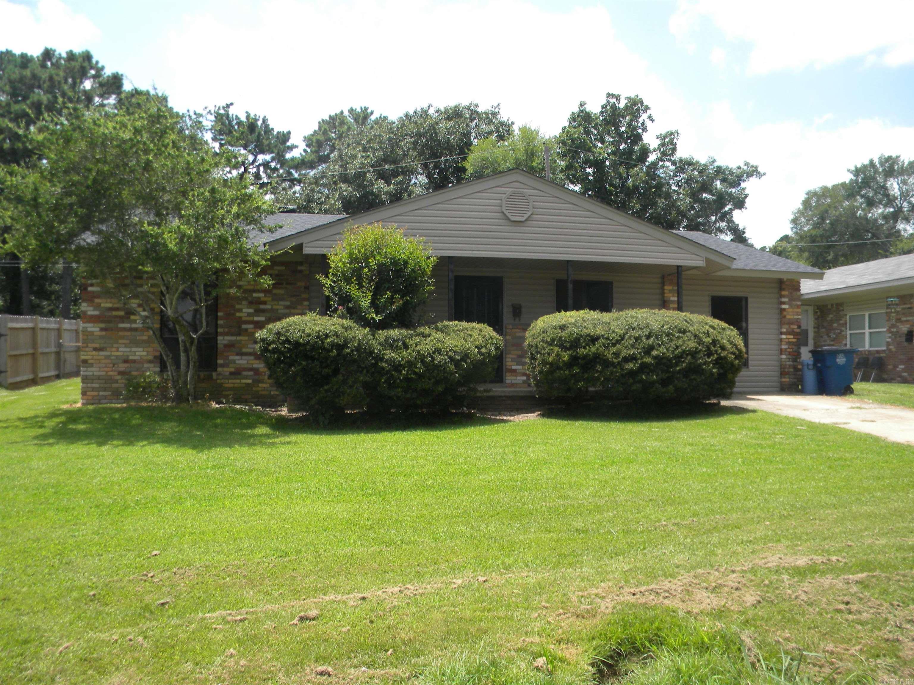 5633 Sonora Drive Property Photo 1