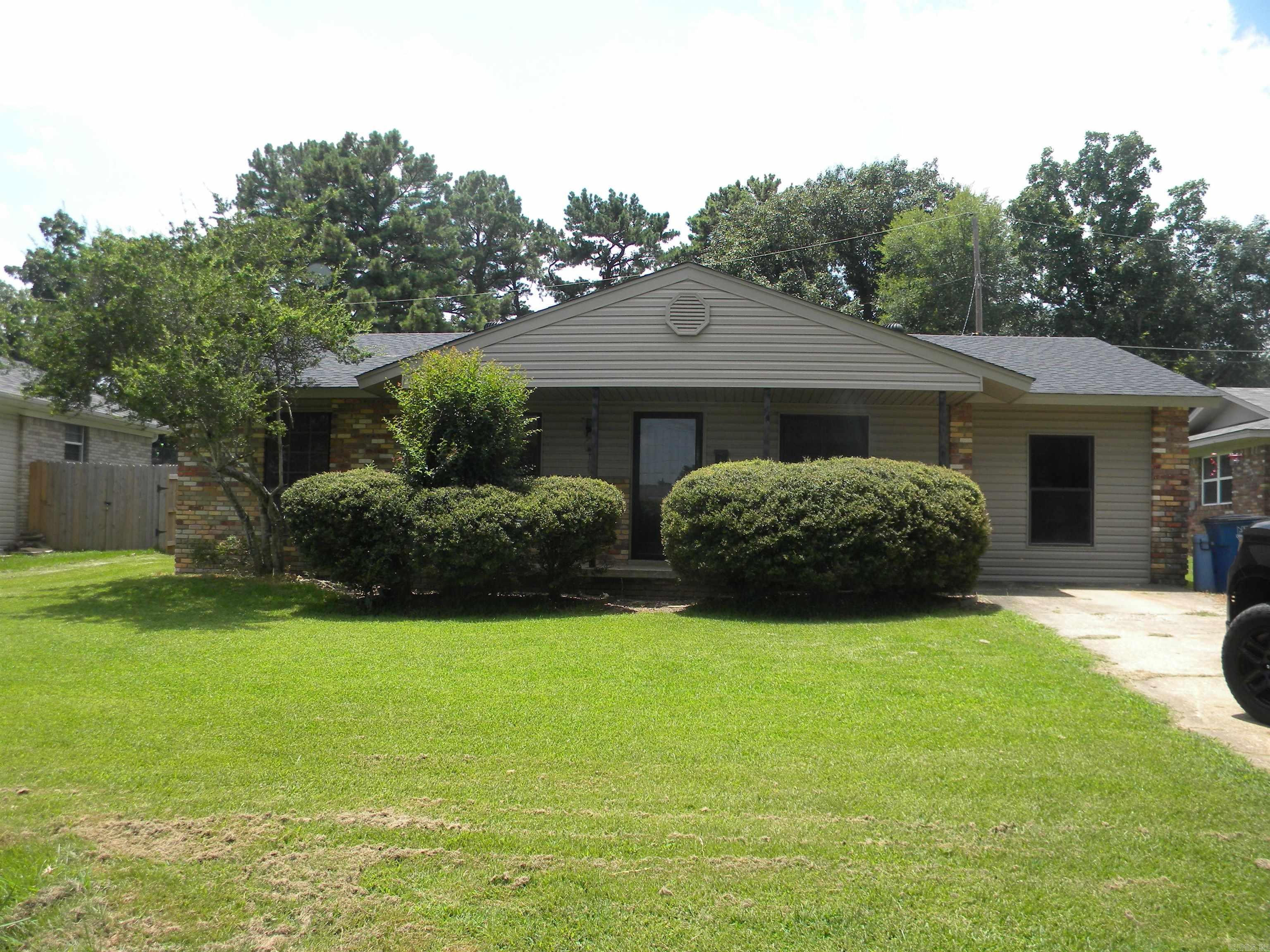 5633 Sonora Drive Property Photo 2