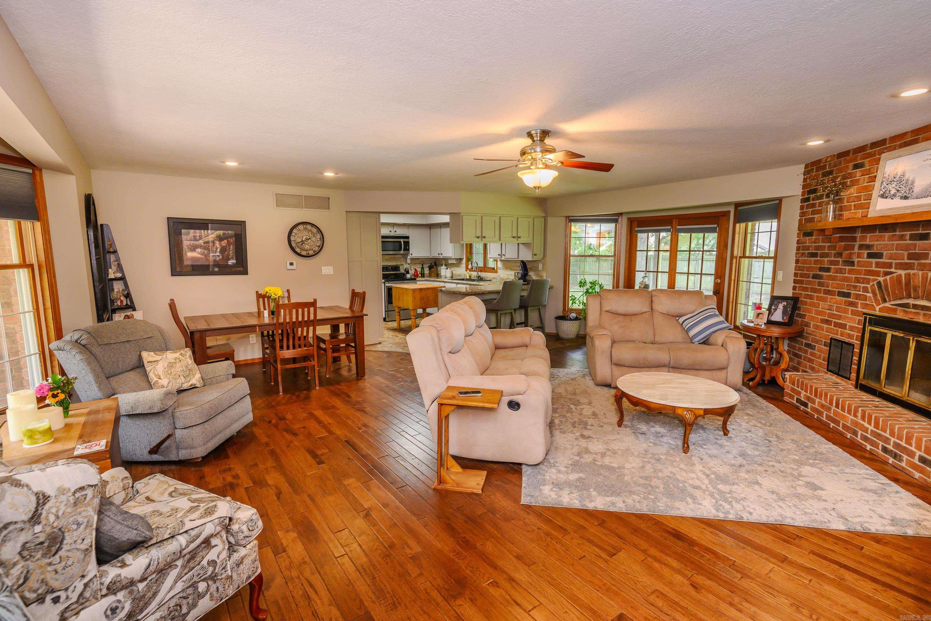 127 Kingwood Circle Property Photo 7