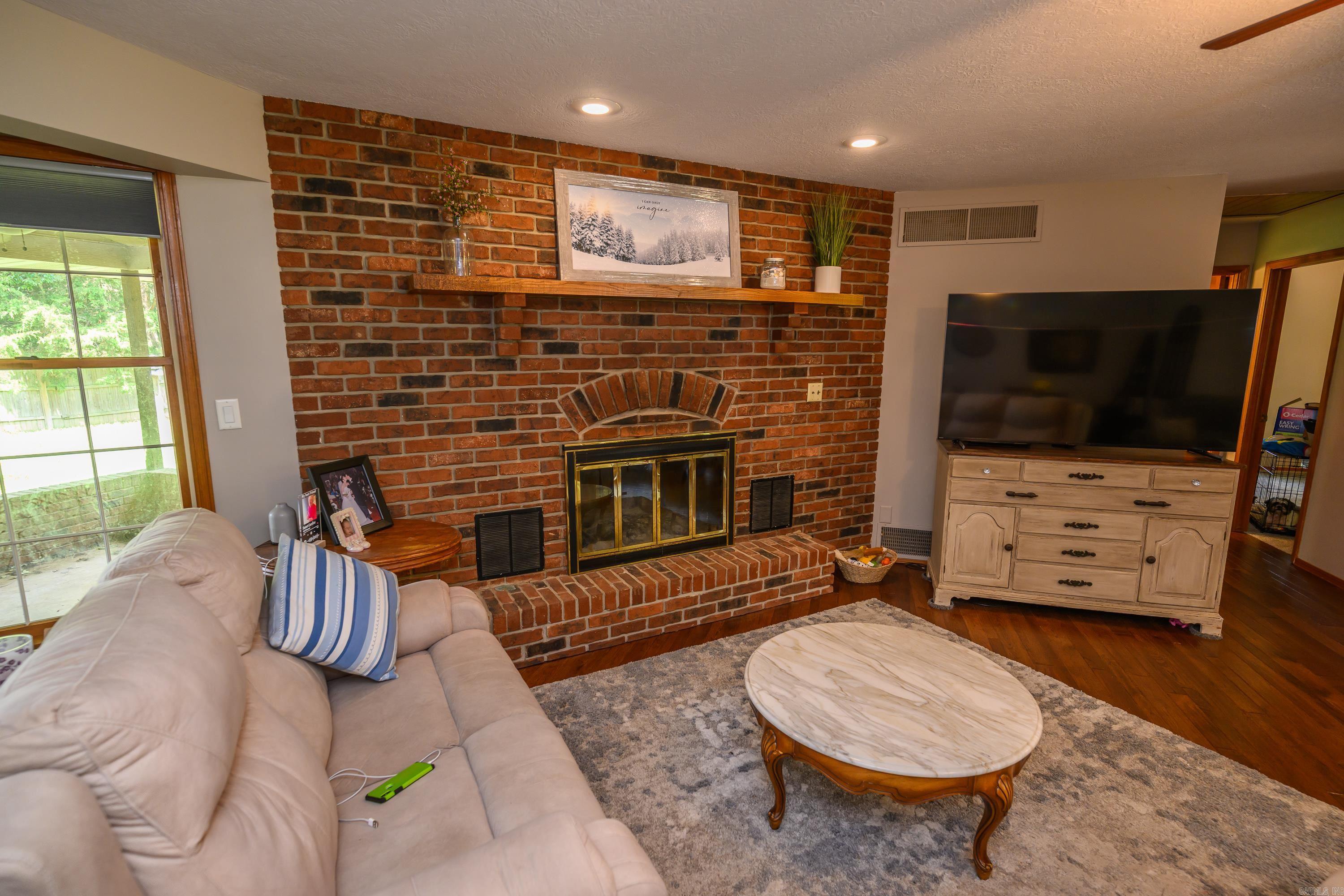 127 Kingwood Circle Property Photo 8