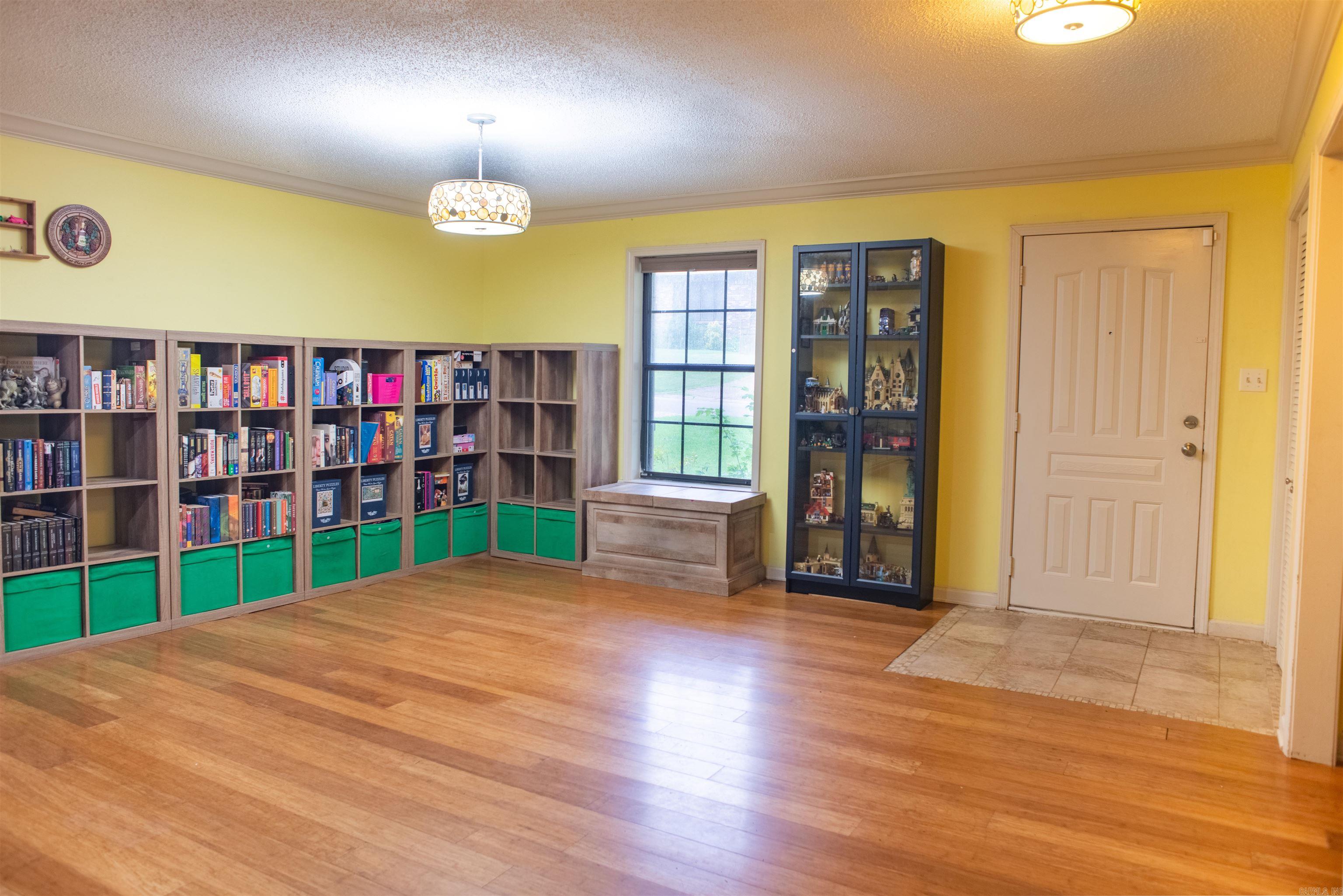 8809 Pea Ridge Circle Property Photo 2