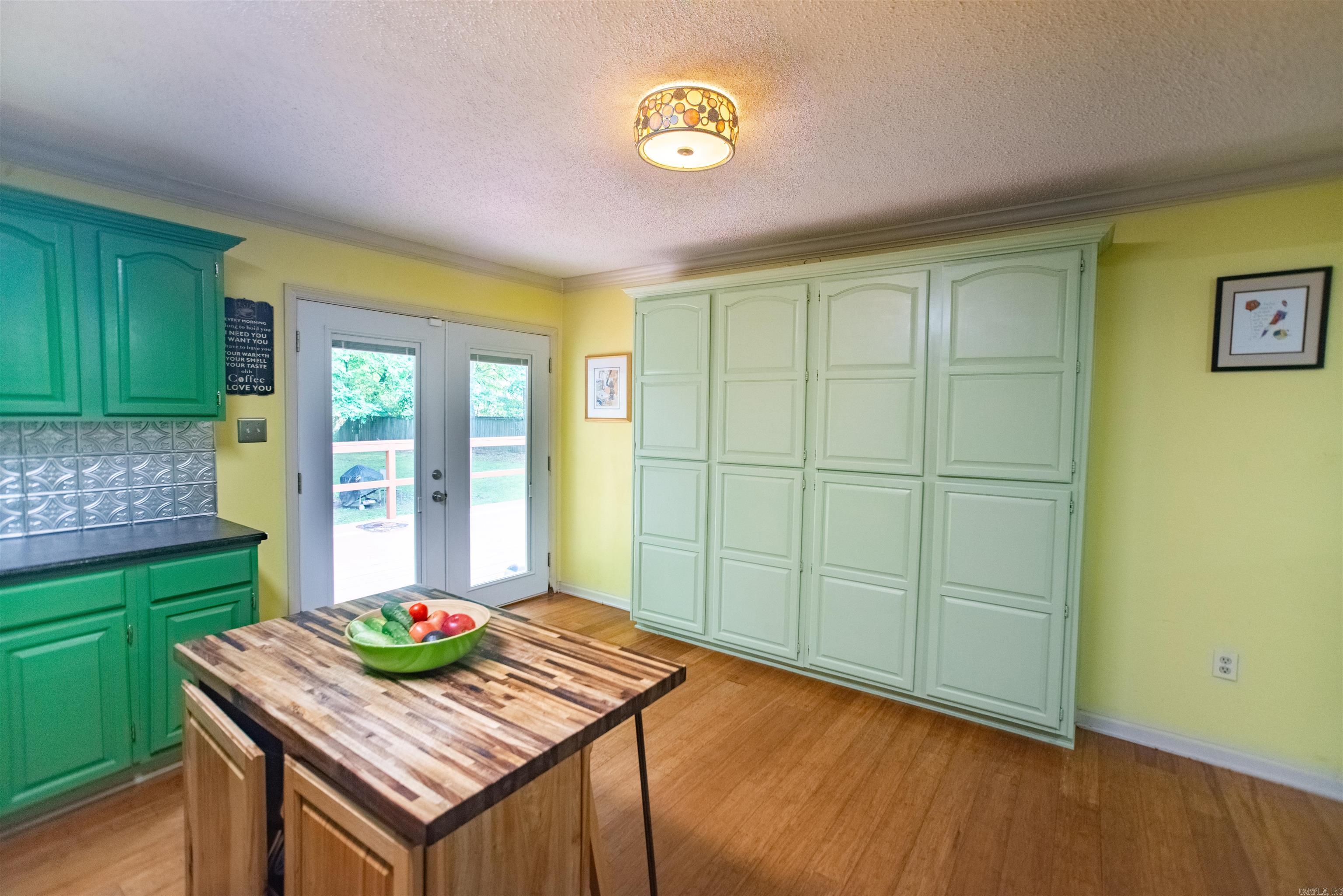 8809 Pea Ridge Circle Property Photo 9