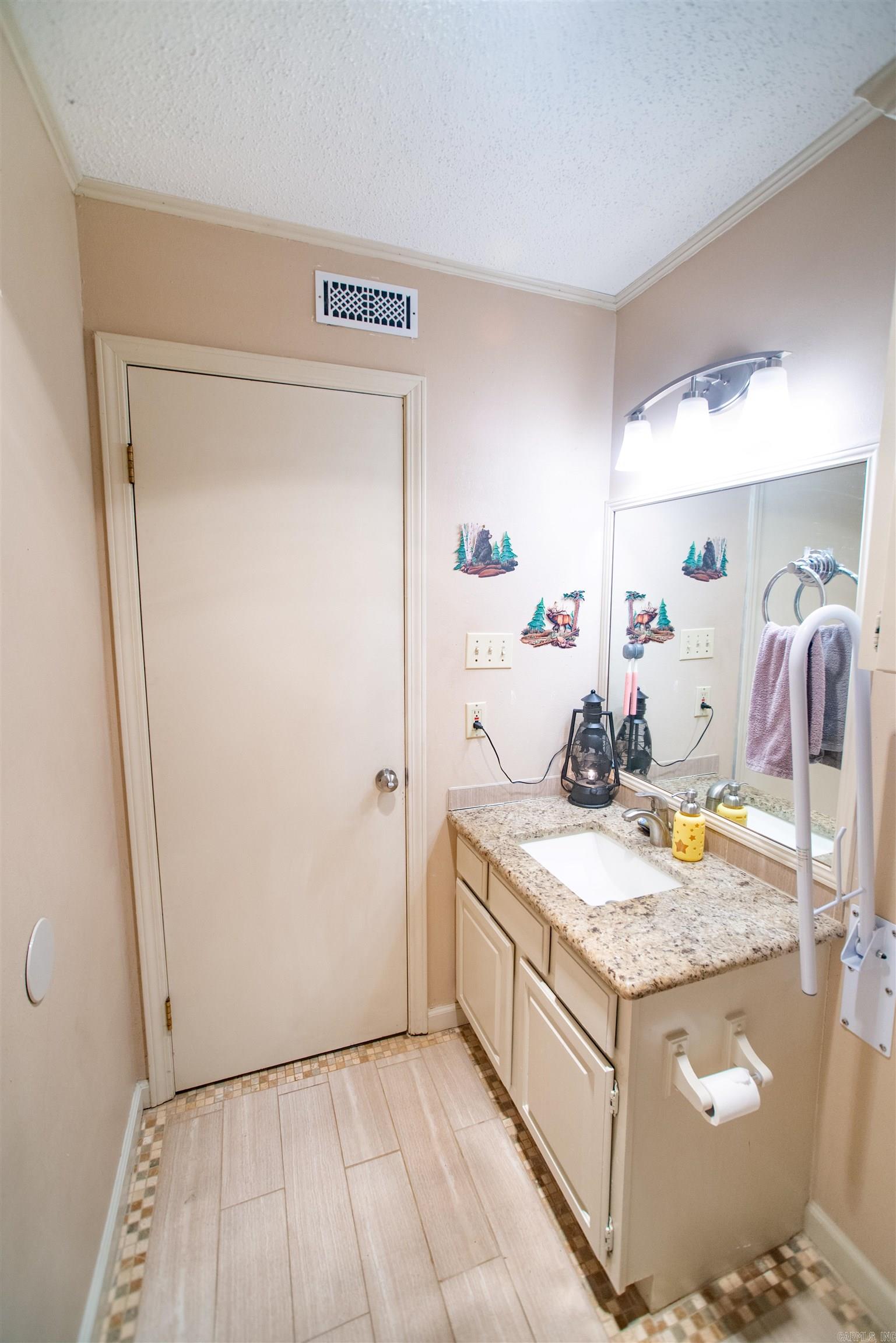 8809 Pea Ridge Circle Property Photo 21