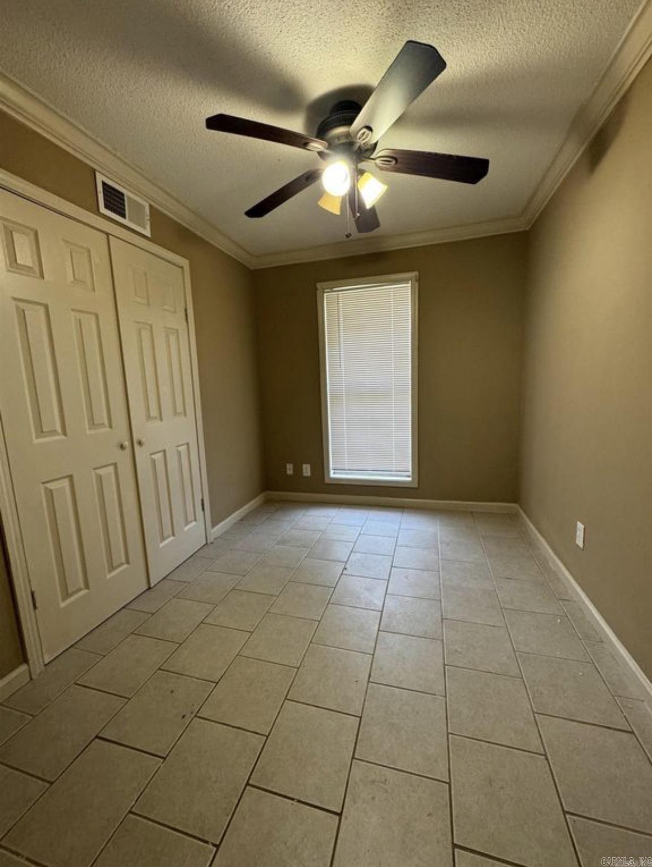 921 Driftwood Property Photo 7