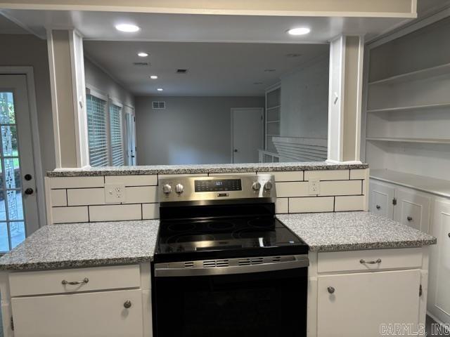 1812 W Cedar Street Property Photo 9